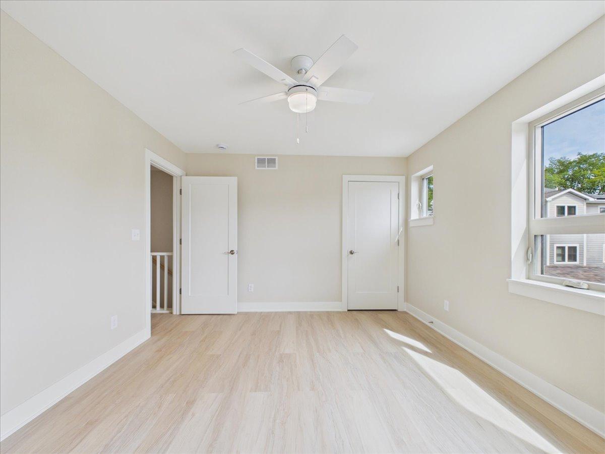 View of Residential at 2911 4th Street, Minneapolis MN 55411, Minneapolis (22 of 32) - Mike Wilen | Minnesota Team Real Estate