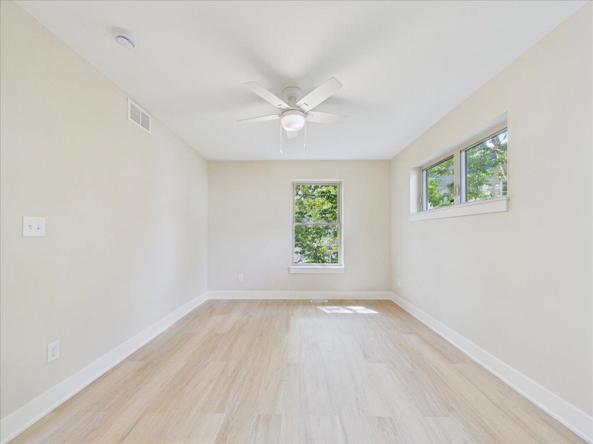 View of Residential at 2911 4th Street, Minneapolis MN 55411, Minneapolis (28 of 32) - Mike Wilen | Minnesota Team Real Estate