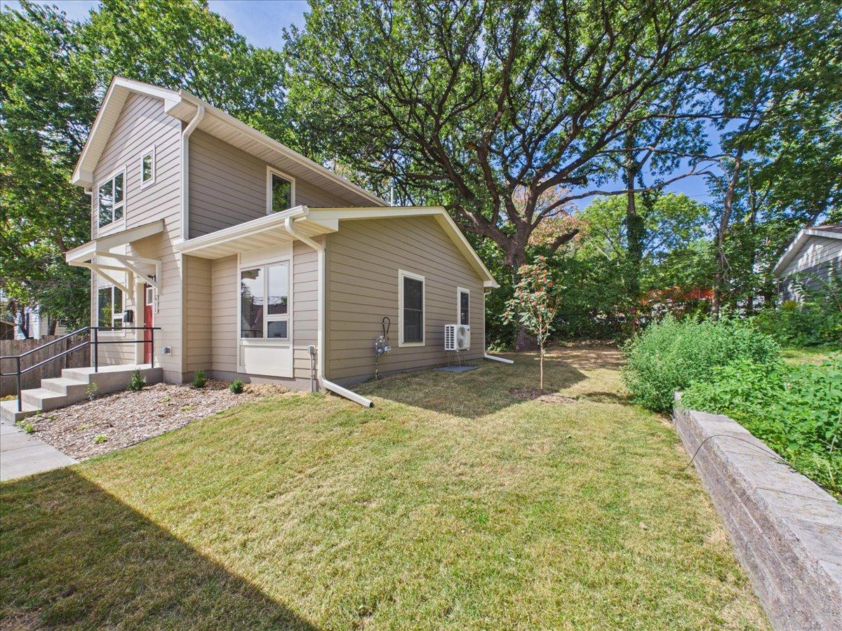 View of Residential at 2911 4th Street, Minneapolis MN 55411, Minneapolis (29 of 32) - Mike Wilen | Minnesota Team Real Estate