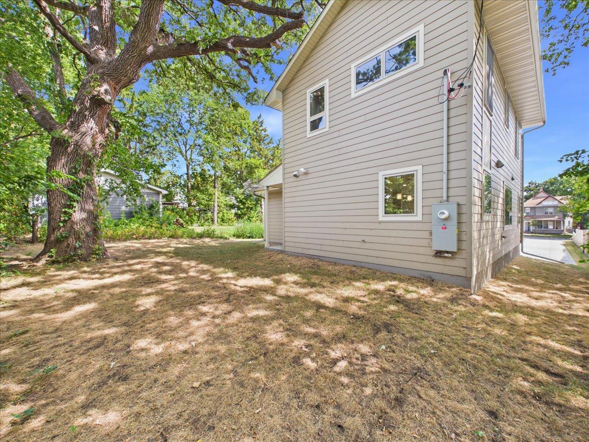 View of Residential at 2911 4th Street, Minneapolis MN 55411, Minneapolis (32 of 32) - Mike Wilen | Minnesota Team Real Estate