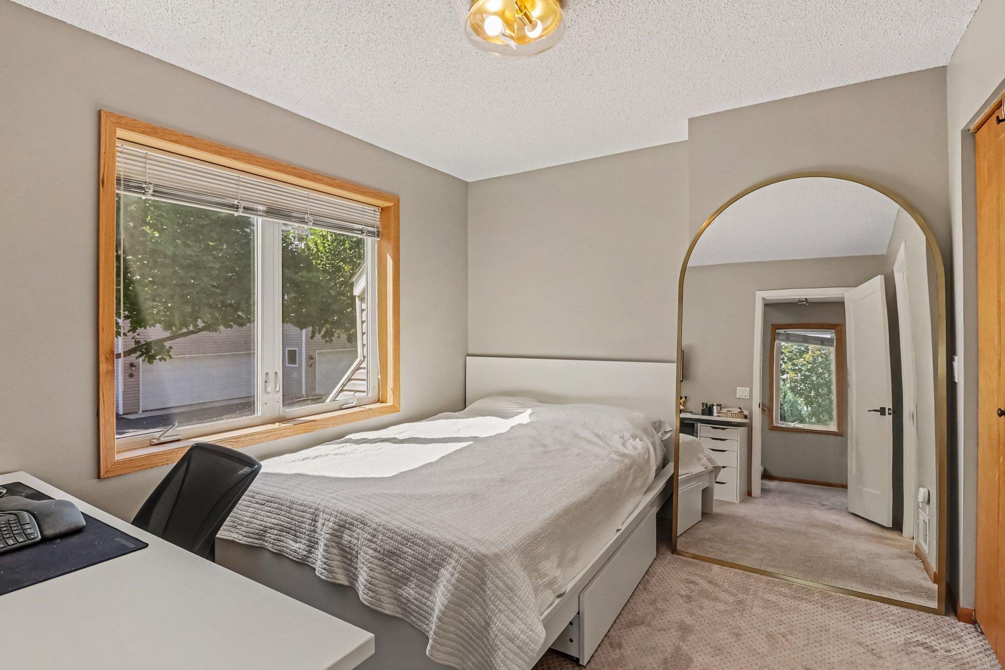 View of Residential at 1306 Boardwalk Place, Minneapolis MN 55411, Minneapolis (12 of 29) - Mike Wilen | Minnesota Team Real Estate