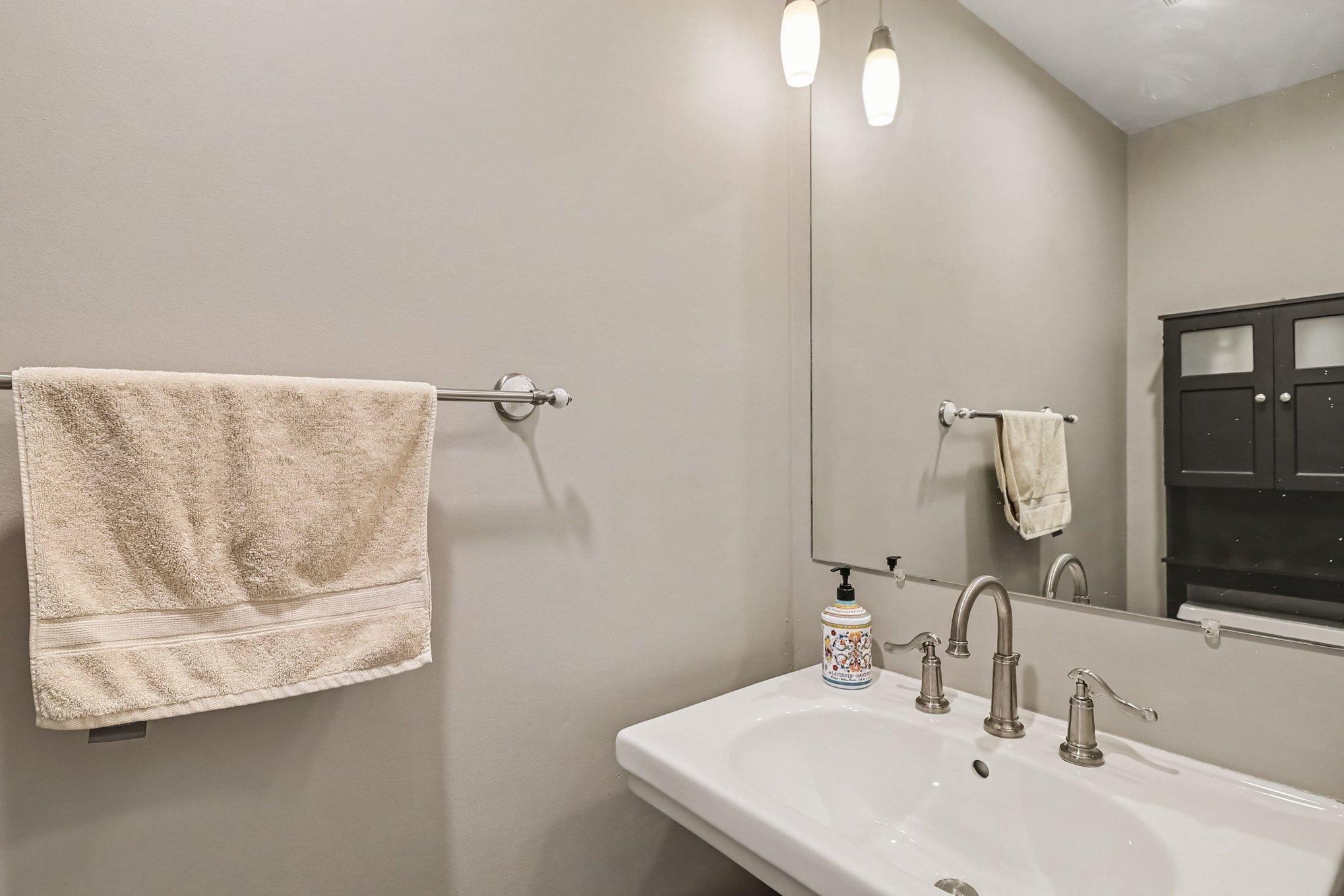 View of Residential at 1306 Boardwalk Place, Minneapolis MN 55411, Minneapolis (11 of 29) - Mike Wilen | Minnesota Team Real Estate