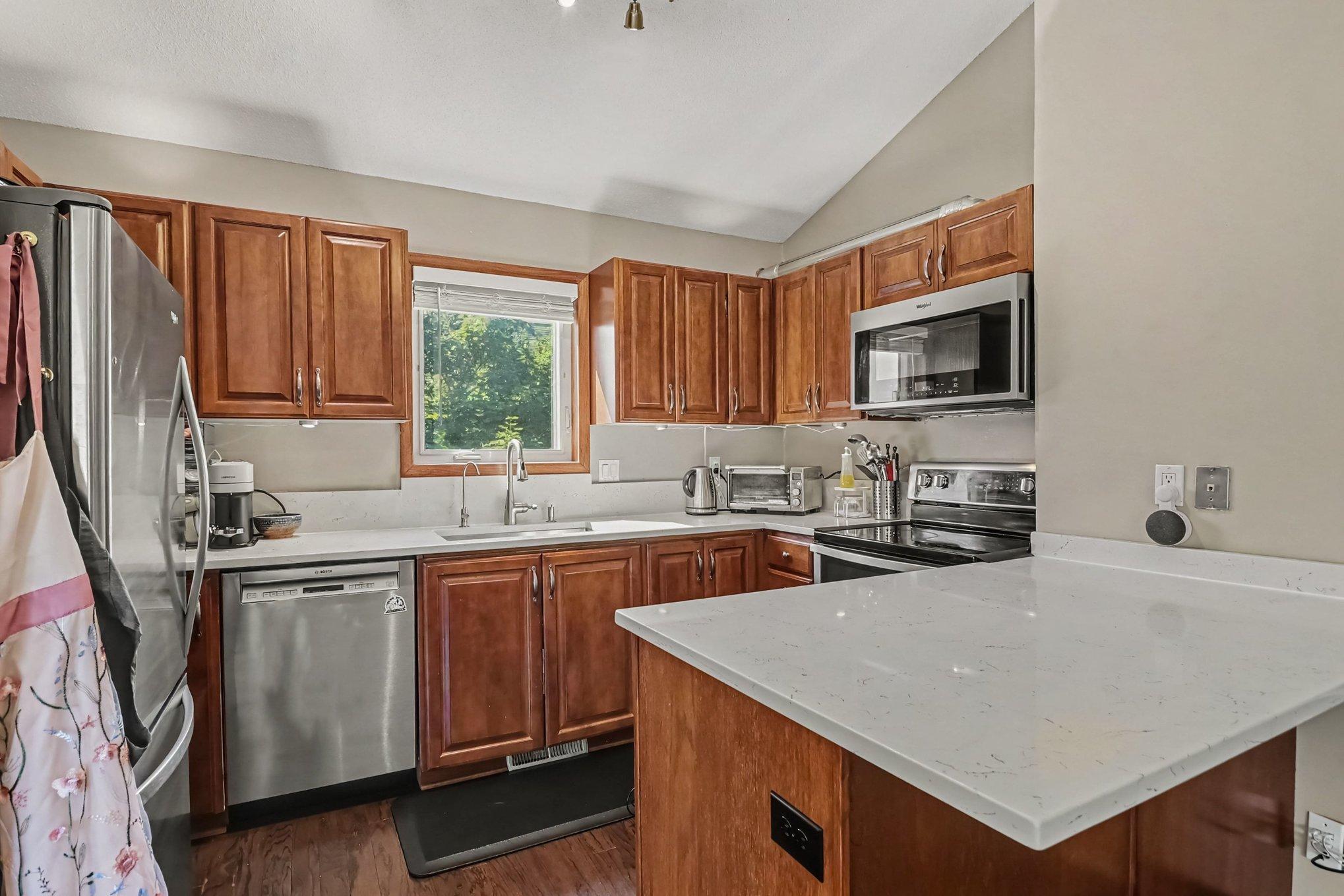 View of Residential at 1306 Boardwalk Place, Minneapolis MN 55411, Minneapolis (10 of 29) - Mike Wilen | Minnesota Team Real Estate