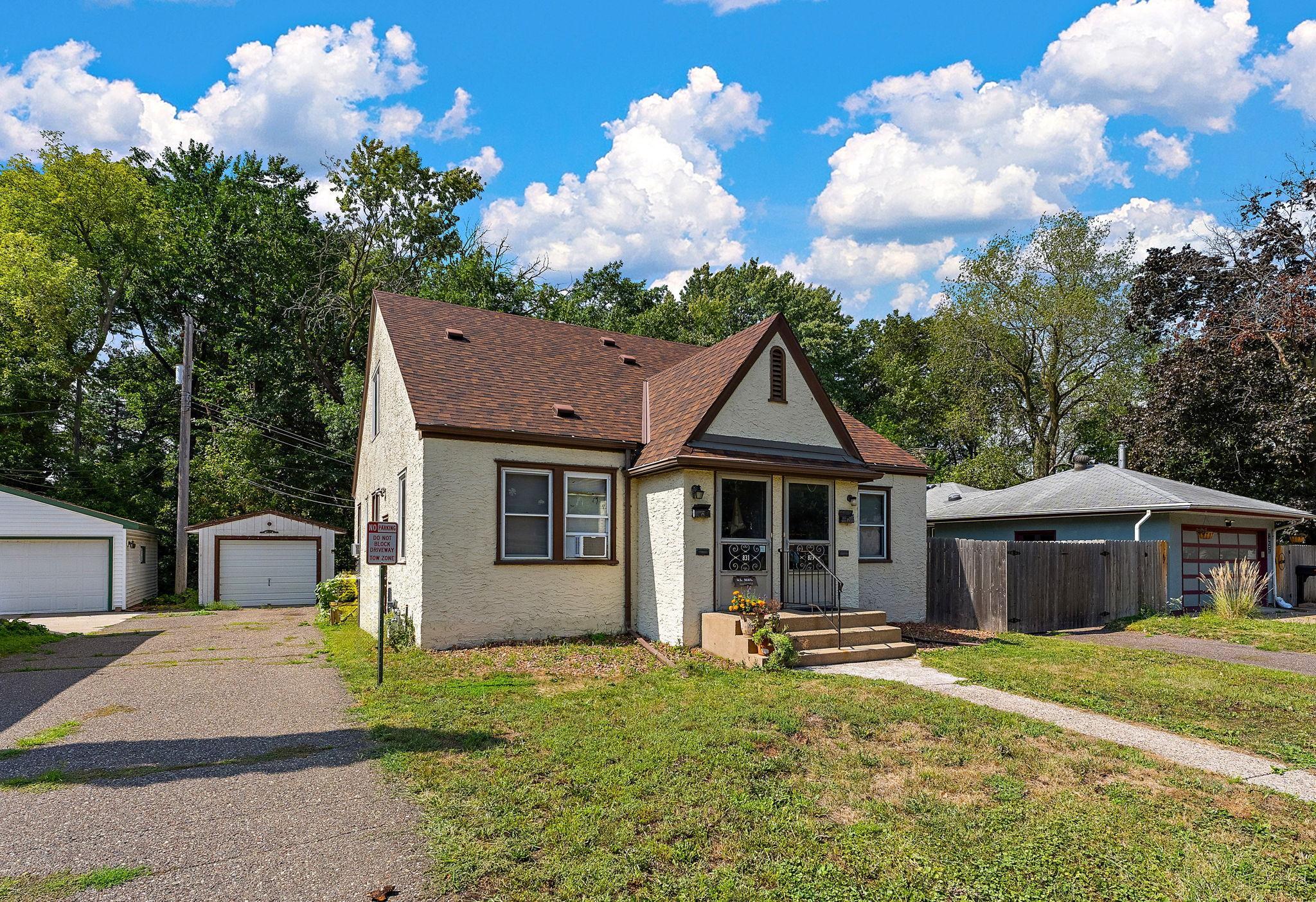 View of Duplex Side by Side at 829 Brown Avenue, West Saint Paul - Mike Wilen | Minnesota Team Real Estate