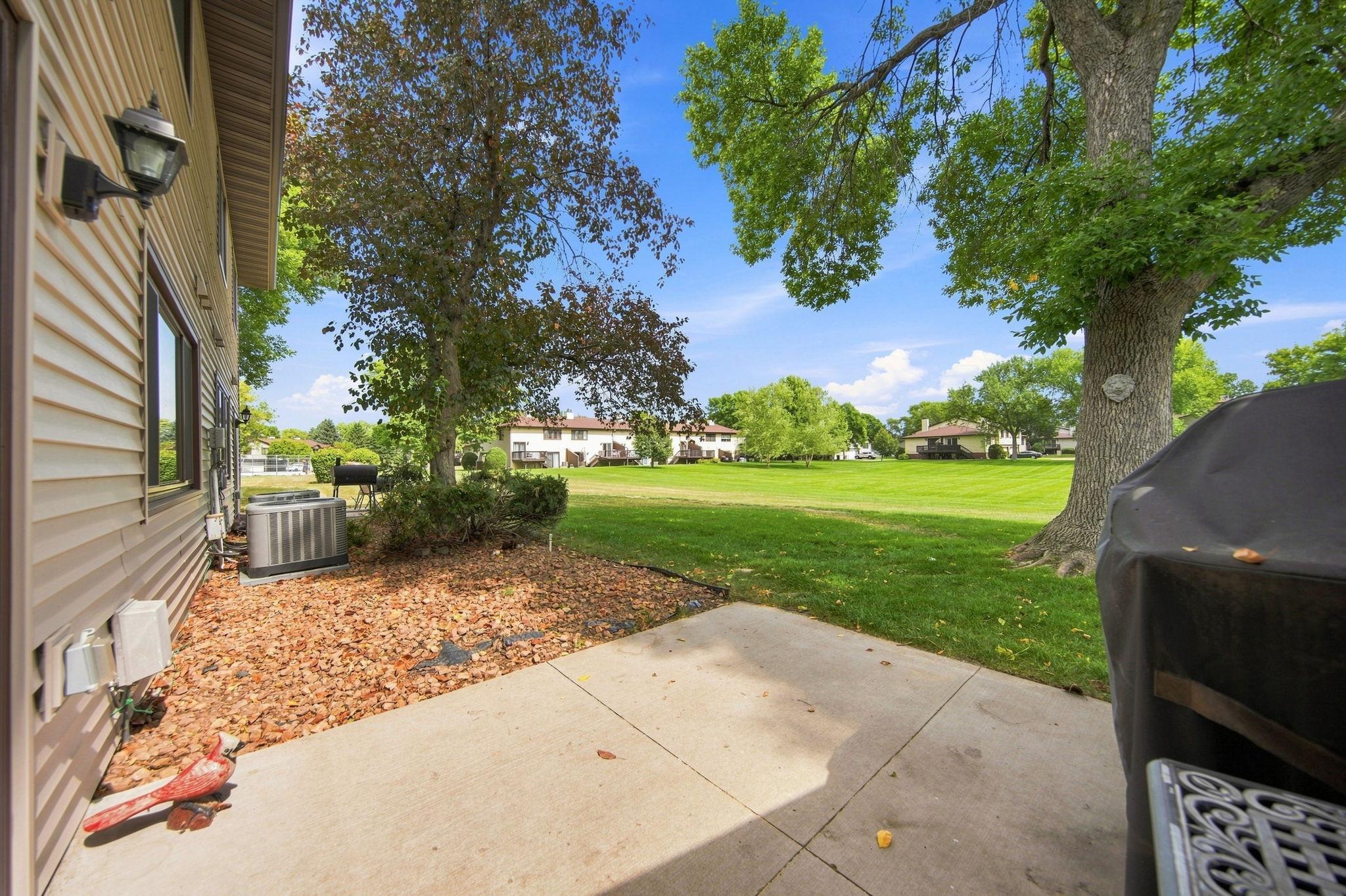 View of Residential at 8772 Maplebrook Parkway, Brooklyn Park MN 55445, Brooklyn Park (35 of 38) - Mike Wilen | Minnesota Team Real Estate