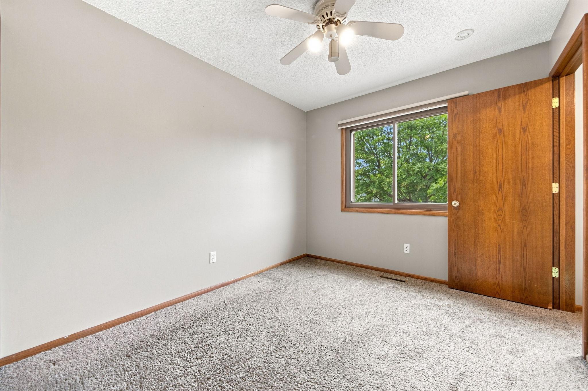 View of Residential at 8772 Maplebrook Parkway, Brooklyn Park MN 55445, Brooklyn Park (30 of 38) - Mike Wilen | Minnesota Team Real Estate