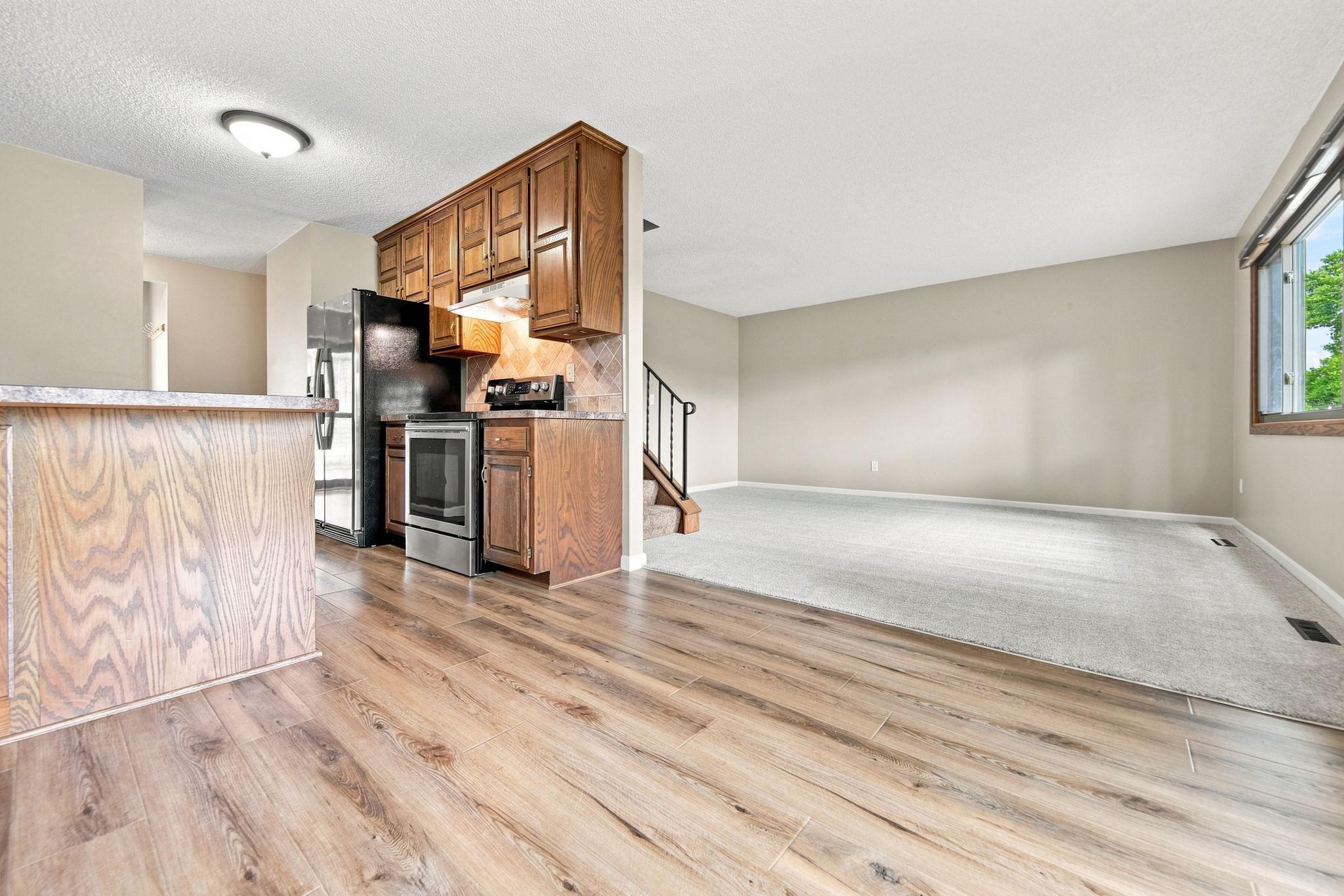 View of Residential at 8772 Maplebrook Parkway, Brooklyn Park MN 55445, Brooklyn Park (11 of 38) - Mike Wilen | Minnesota Team Real Estate