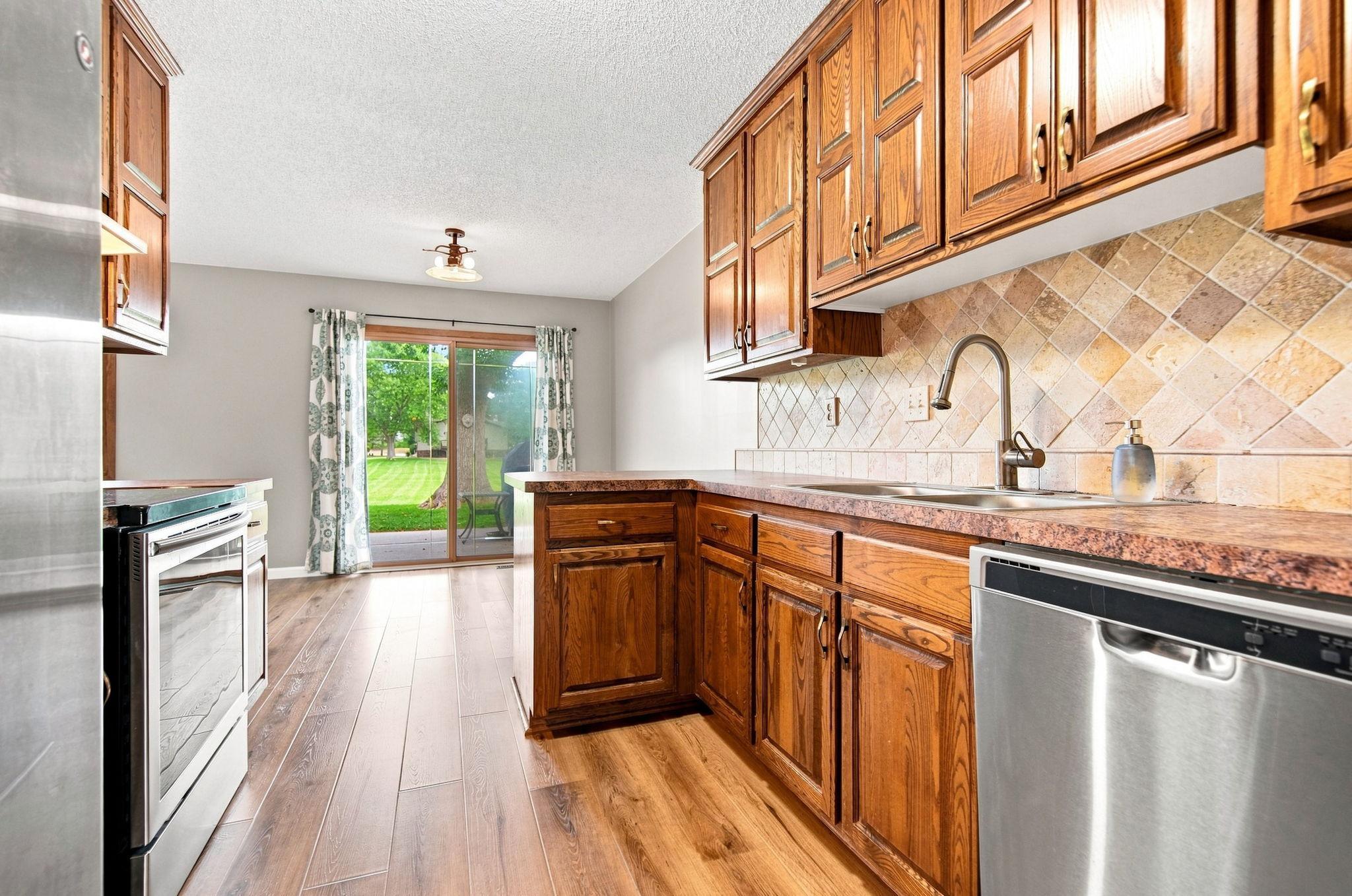 View of Residential at 8772 Maplebrook Parkway, Brooklyn Park MN 55445, Brooklyn Park (8 of 38) - Mike Wilen | Minnesota Team Real Estate