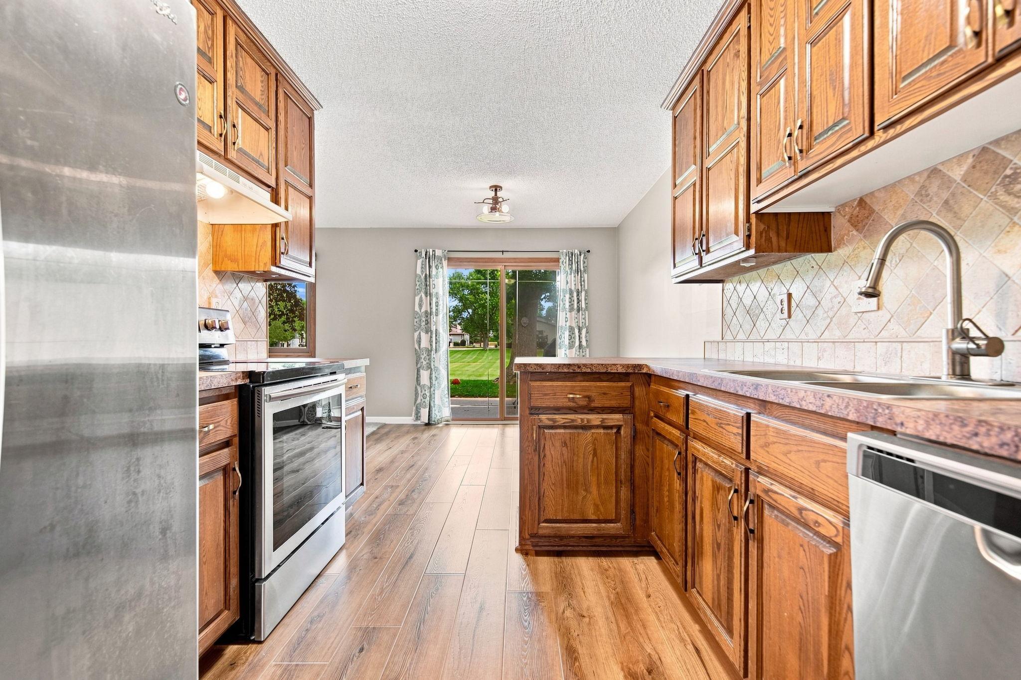 View of Residential at 8772 Maplebrook Parkway, Brooklyn Park MN 55445, Brooklyn Park (7 of 38) - Mike Wilen | Minnesota Team Real Estate