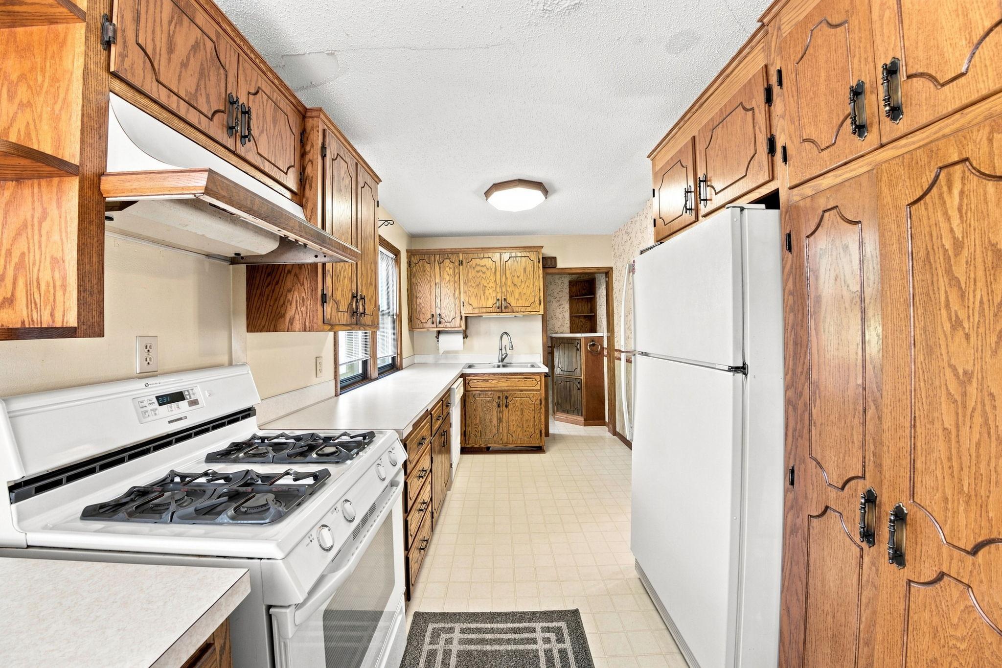 View of Residential at 4044 31st Avenue, Minneapolis MN 55406, Minneapolis (3 of 26) - Mike Wilen | Minnesota Team Real Estate