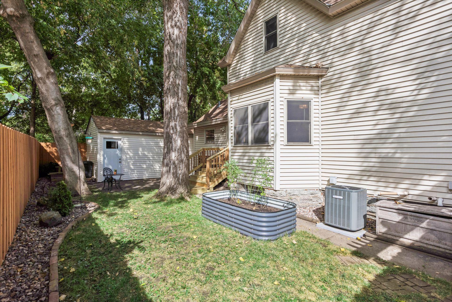 View of Residential at 733 Tatum Street, Saint Paul MN 55104, Saint Paul (28 of 30) - Mike Wilen | Minnesota Team Real Estate