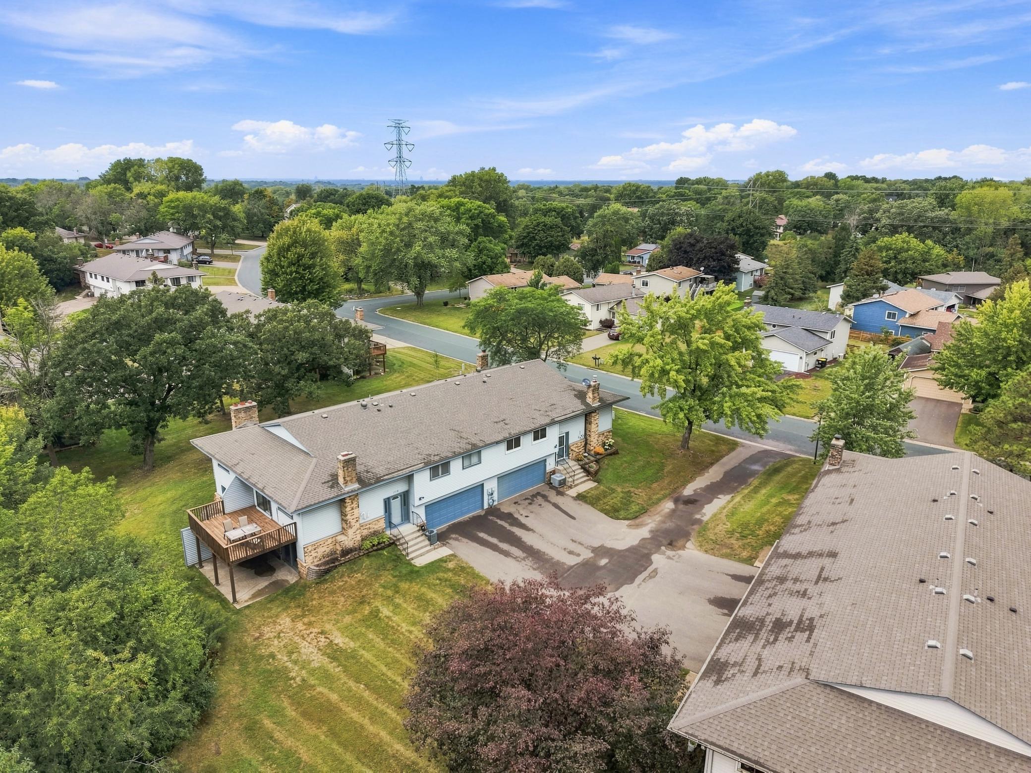 View of Residential at 1716 Woodgate Lane, Eagan MN 55122, Eagan (73 of 76) - Mike Wilen | Minnesota Team Real Estate