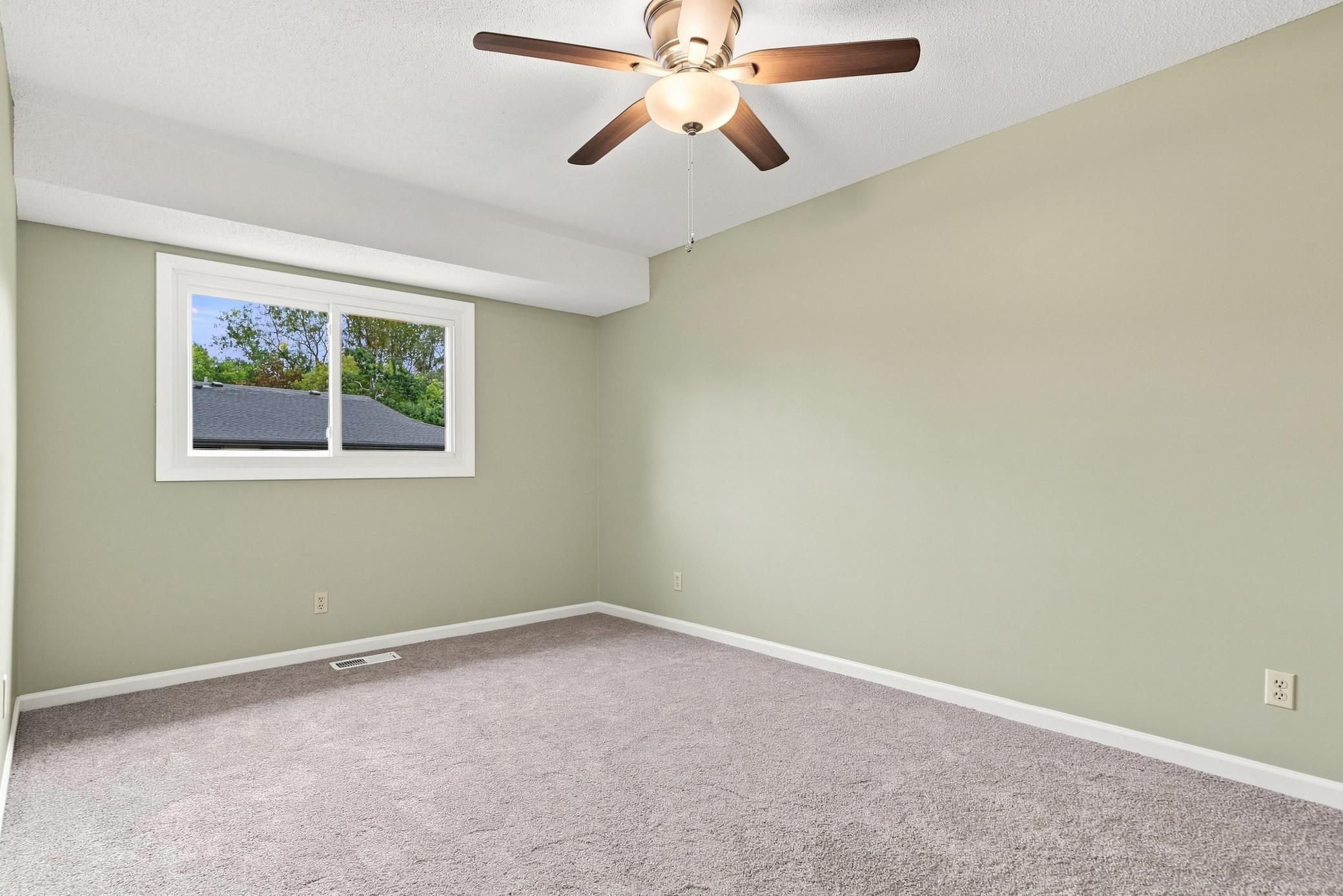 View of Residential at 1716 Woodgate Lane, Eagan MN 55122, Eagan (41 of 76) - Mike Wilen | Minnesota Team Real Estate