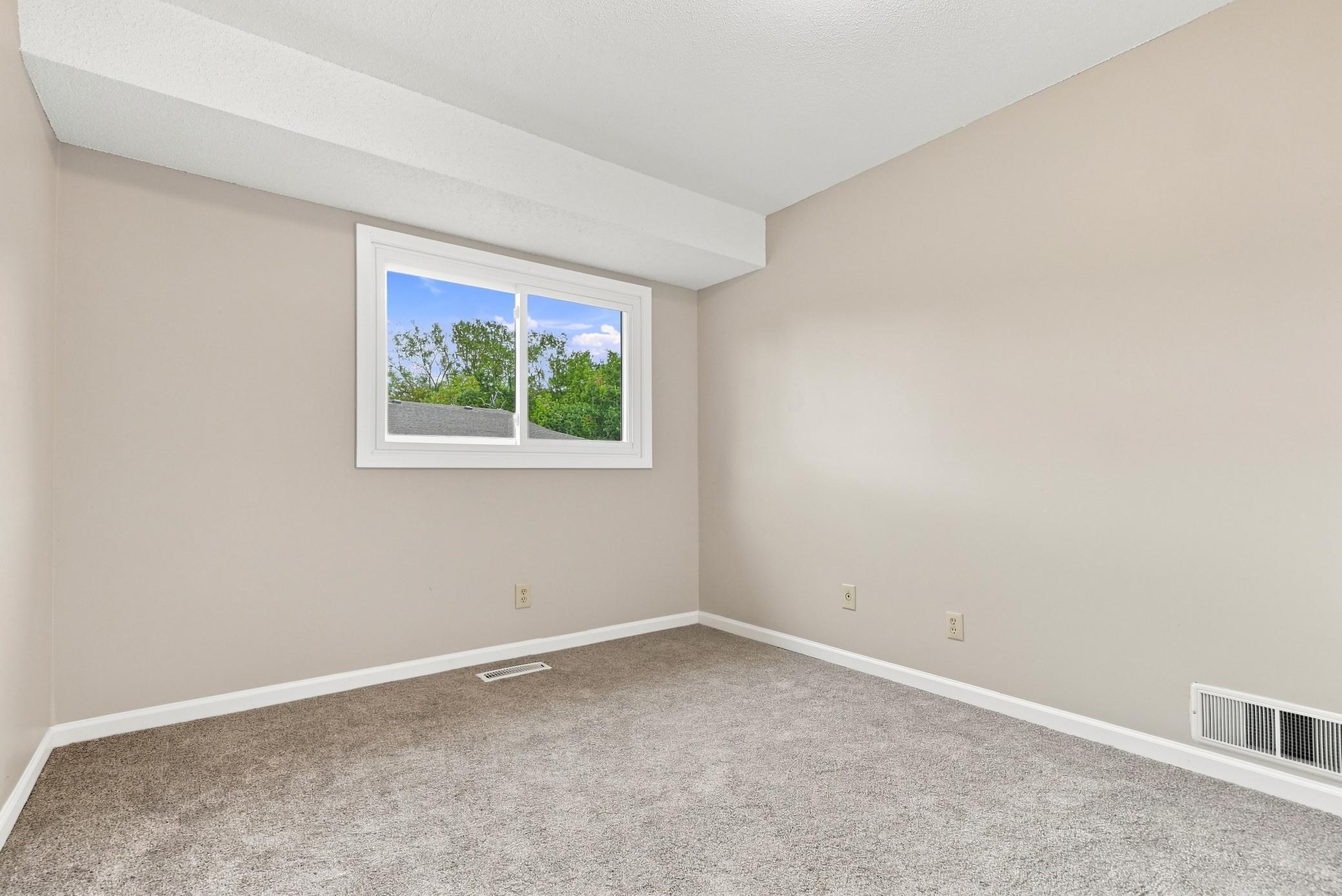 View of Residential at 1716 Woodgate Lane, Eagan MN 55122, Eagan (32 of 76) - Mike Wilen | Minnesota Team Real Estate