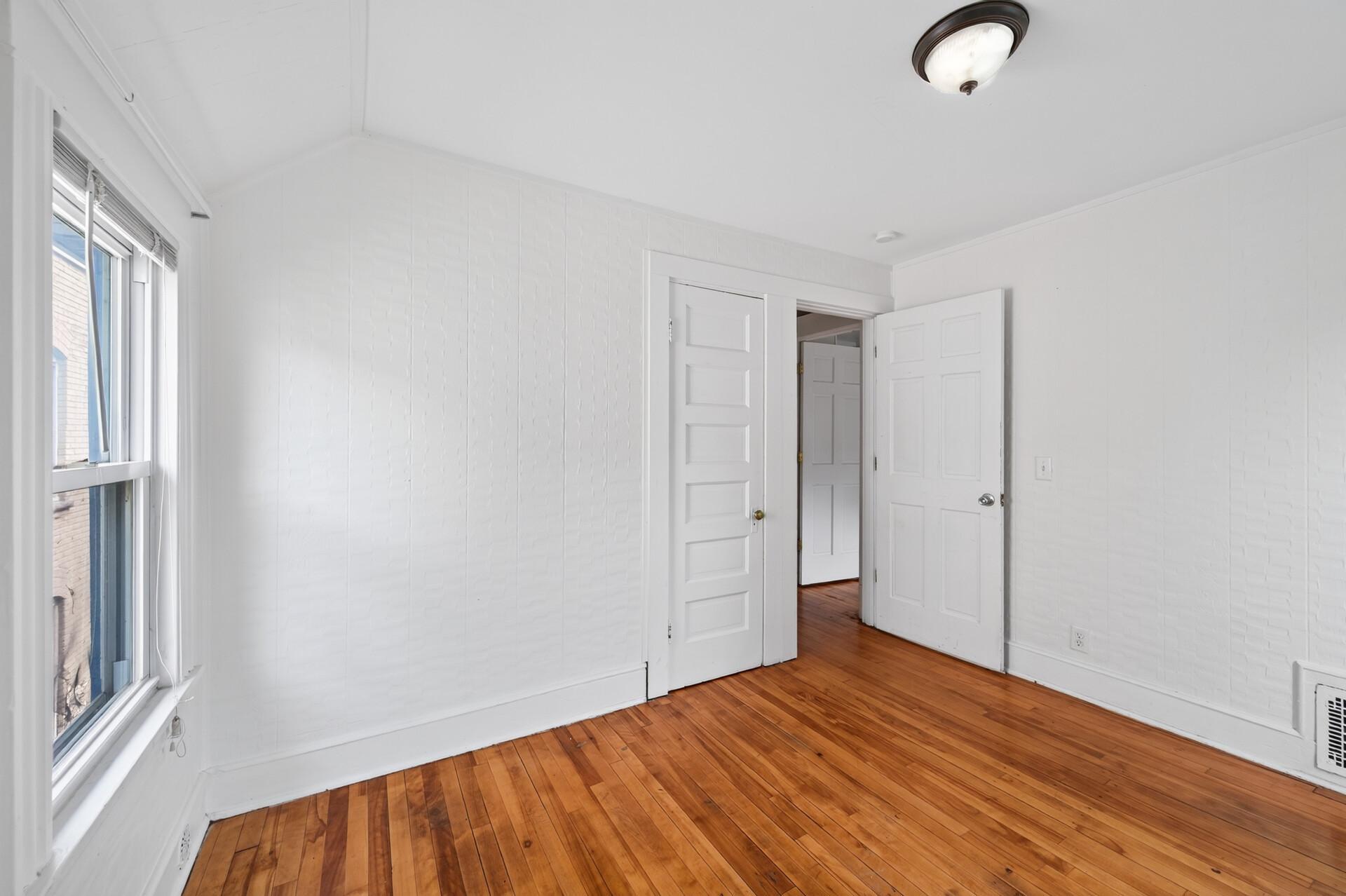 View of Residential at 2619 Pillsbury Avenue, Minneapolis MN 55408, Minneapolis (14 of 25) - Mike Wilen | Minnesota Team Real Estate
