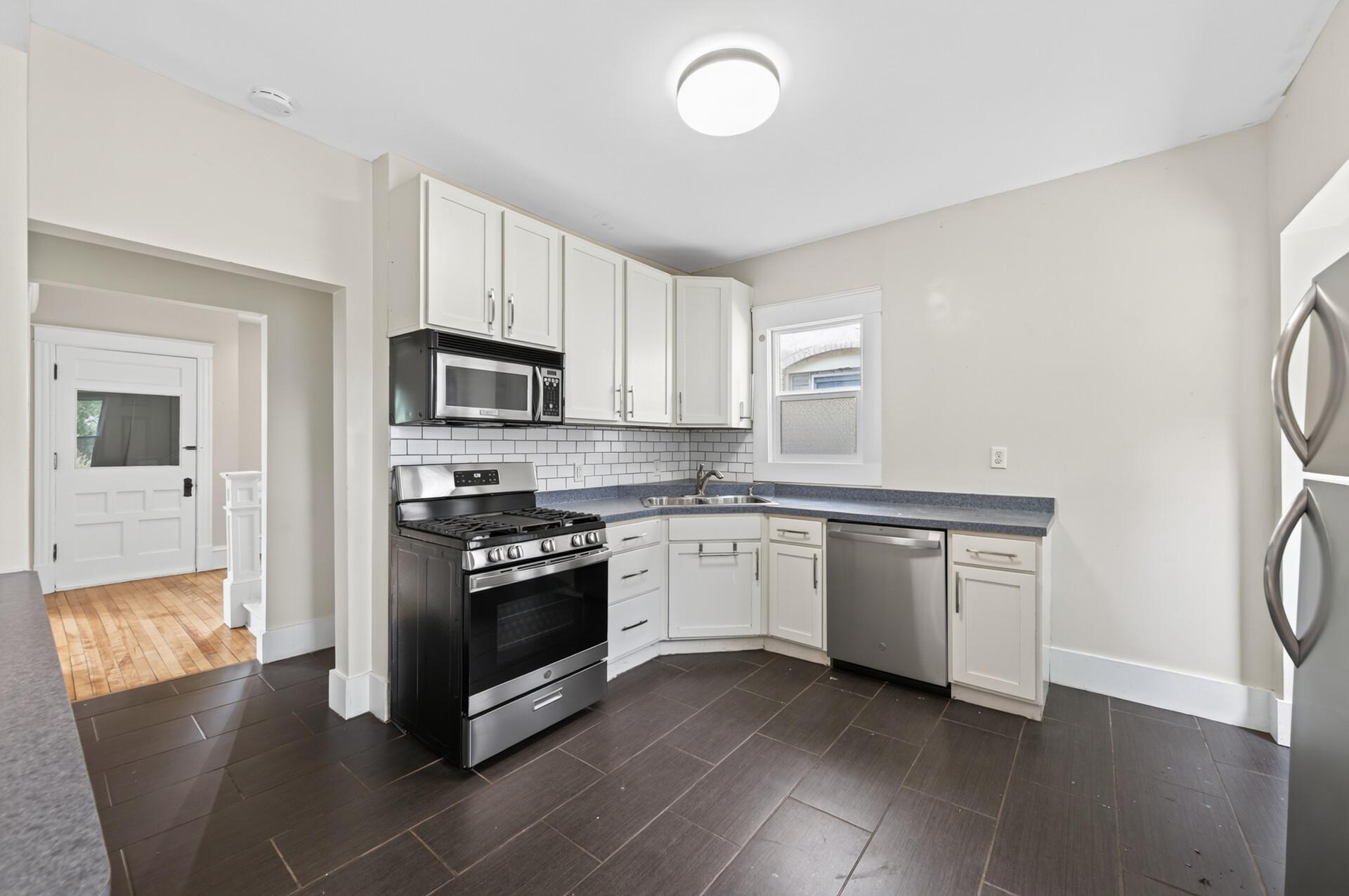 View of Residential at 2619 Pillsbury Avenue, Minneapolis MN 55408, Minneapolis (6 of 25) - Mike Wilen | Minnesota Team Real Estate