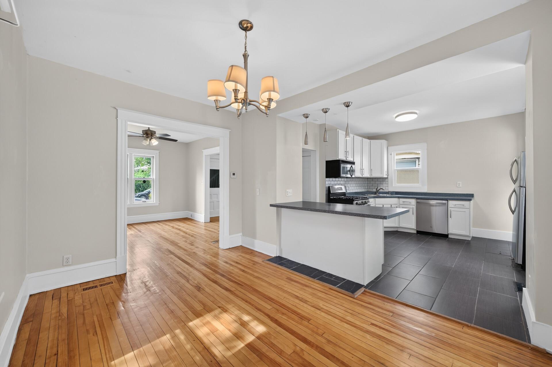 View of Residential at 2619 Pillsbury Avenue, Minneapolis MN 55408, Minneapolis (4 of 25) - Mike Wilen | Minnesota Team Real Estate