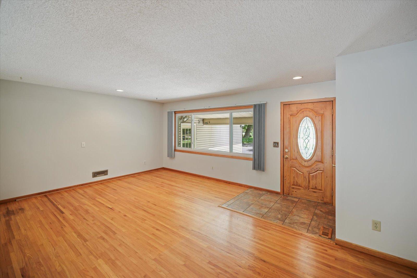 View of Residential at 8378 Groveland Road, Mounds View MN 55112, Mounds View (12 of 69) - Mike Wilen | Minnesota Team Real Estate