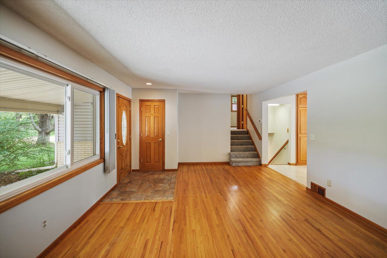 View of Residential at 8378 Groveland Road, Mounds View MN 55112, Mounds View (11 of 69) - Mike Wilen | Minnesota Team Real Estate