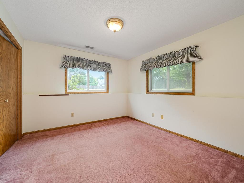 View of Residential at 2613 Kennelly Place, Burnsville MN 55337, Burnsville (19 of 26) - Mike Wilen | Minnesota Team Real Estate