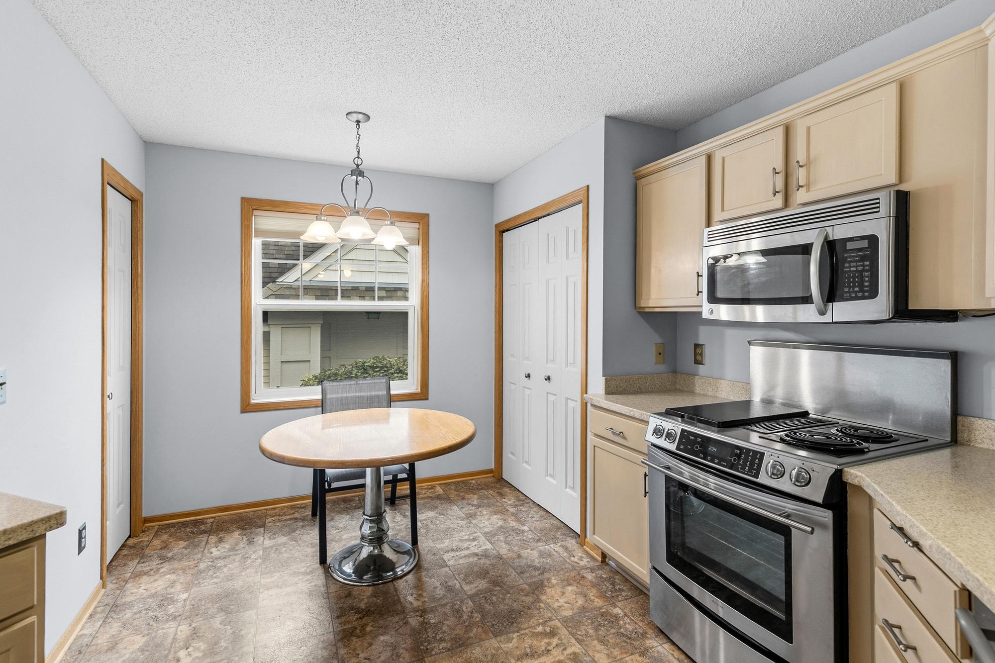 View of Residential at 3848 Linden Avenue, White Bear Lake MN 55110, White Bear Lake (6 of 28) - Mike Wilen | Minnesota Team Real Estate