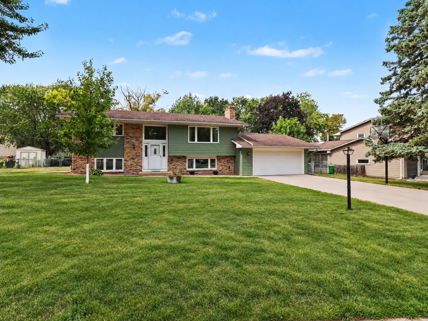 View of Residential at 4833 Ensign Avenue, New Hope MN 55428, New Hope (4 of 41) - Mike Wilen | Minnesota Team Real Estate