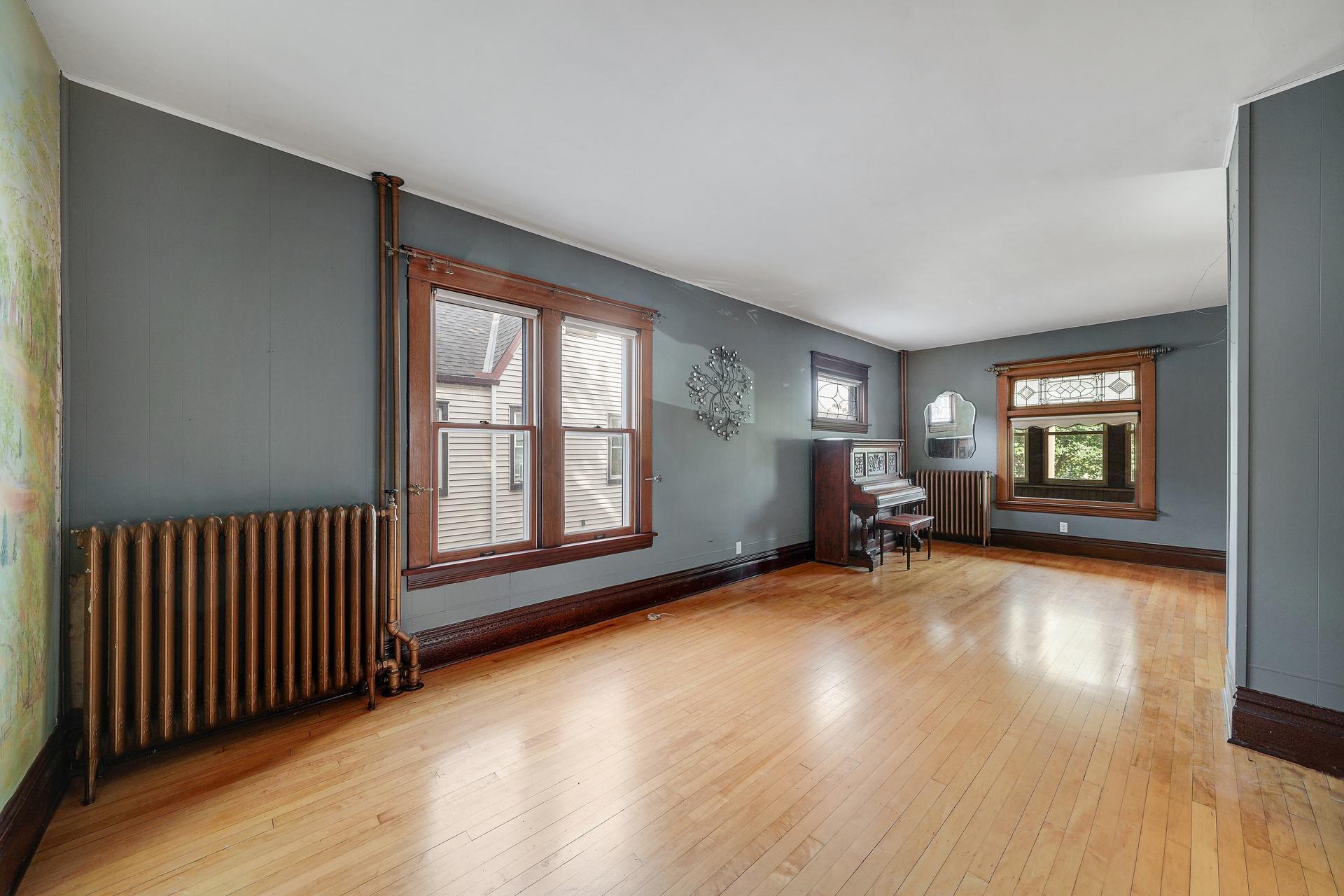 View of Residential at 110 Winifred Street, Saint Paul MN 55107, Saint Paul (12 of 68) - Mike Wilen | Minnesota Team Real Estate