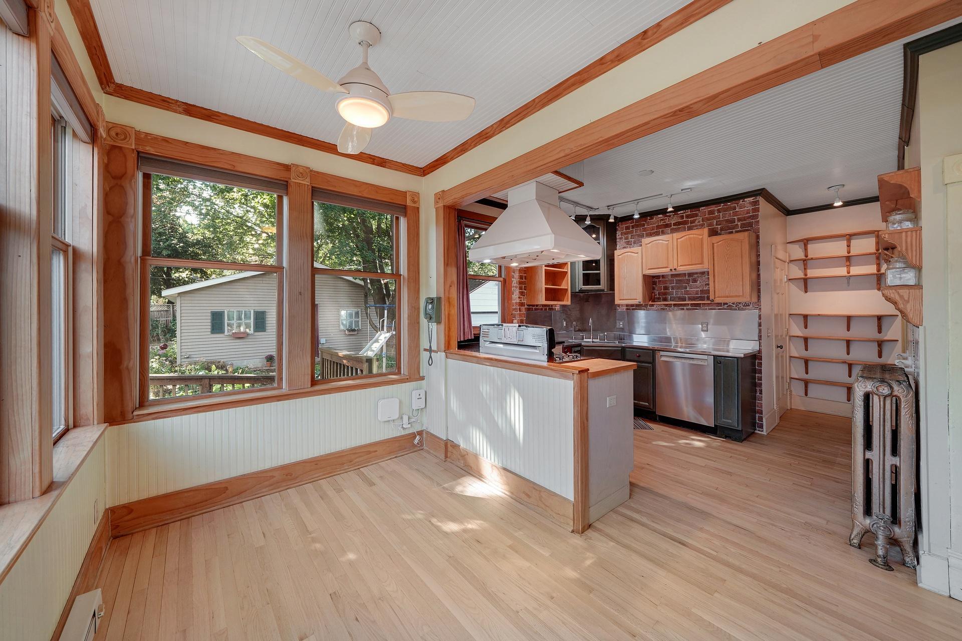 View of Residential at 110 Winifred Street, Saint Paul MN 55107, Saint Paul (5 of 68) - Mike Wilen | Minnesota Team Real Estate