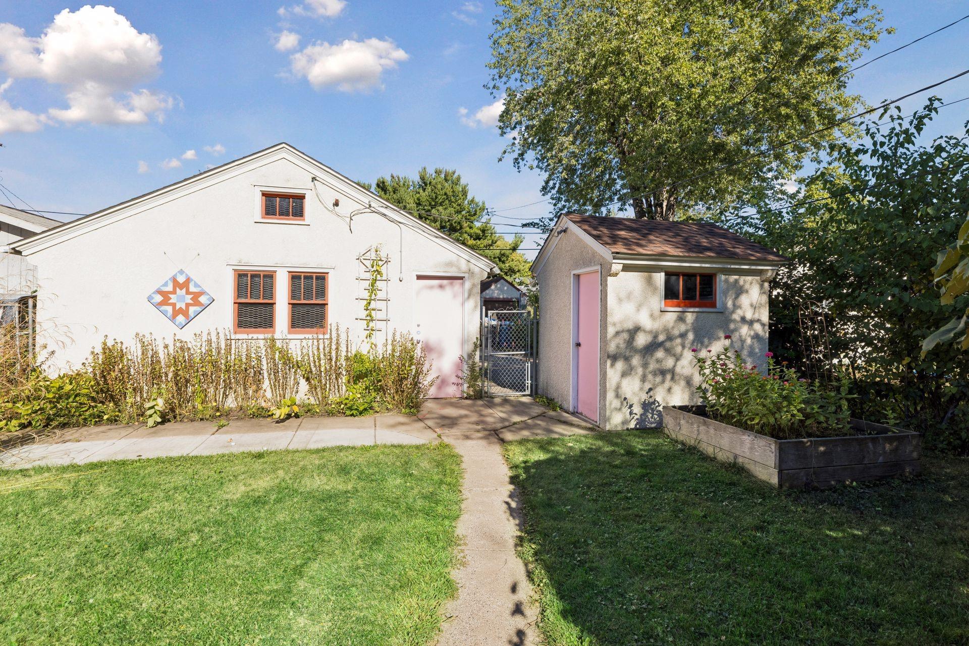 View of Residential at 3947 Snelling Avenue, Minneapolis MN 55406, Minneapolis (20 of 22) - Mike Wilen | Minnesota Team Real Estate