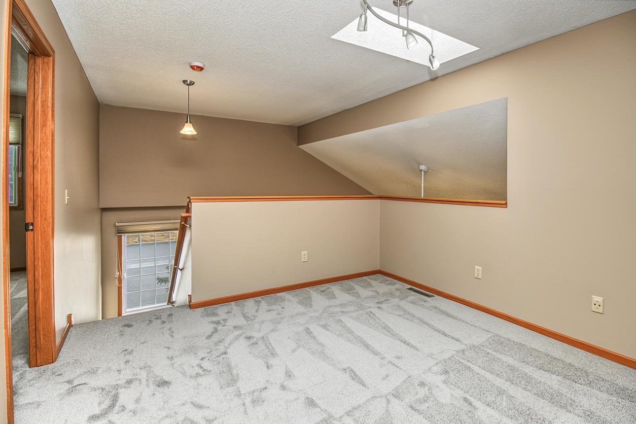 View of Residential at 2802 Mallard Drive, Woodbury MN 55125, Woodbury (25 of 34) - Mike Wilen | Minnesota Team Real Estate