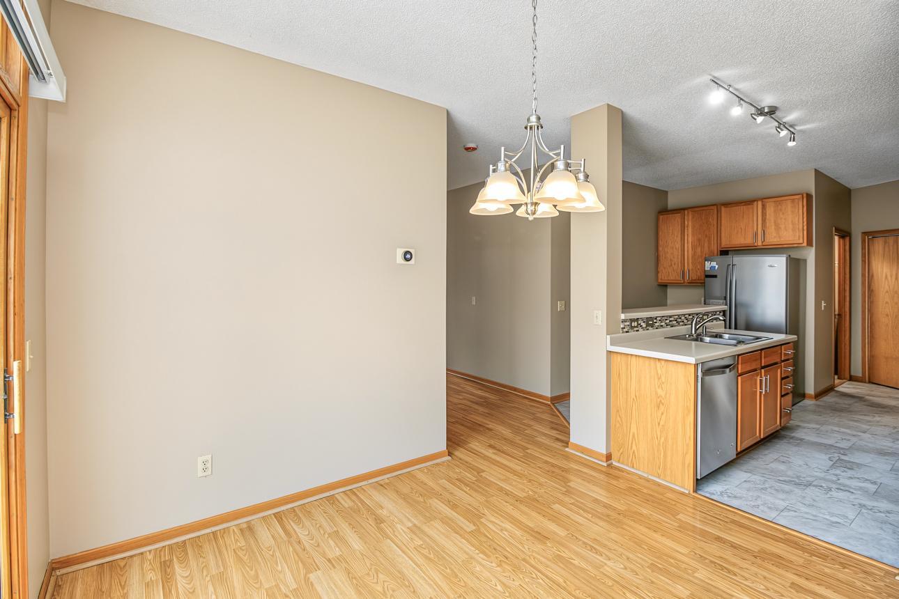 View of Residential at 2802 Mallard Drive, Woodbury MN 55125, Woodbury (16 of 34) - Mike Wilen | Minnesota Team Real Estate