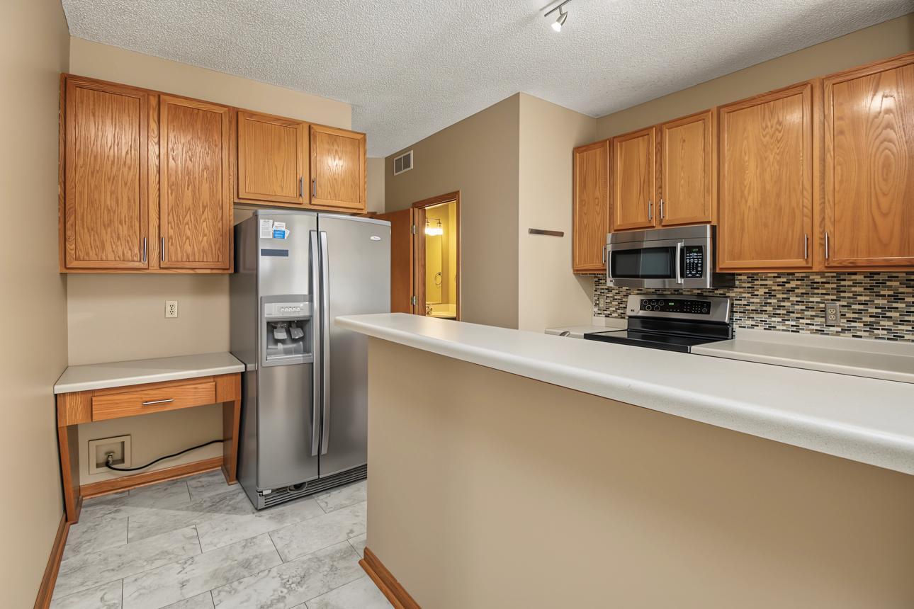 View of Residential at 2802 Mallard Drive, Woodbury MN 55125, Woodbury (13 of 34) - Mike Wilen | Minnesota Team Real Estate