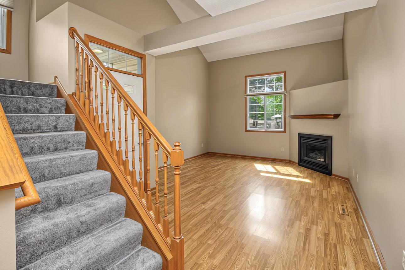 View of Residential at 2802 Mallard Drive, Woodbury MN 55125, Woodbury (7 of 34) - Mike Wilen | Minnesota Team Real Estate