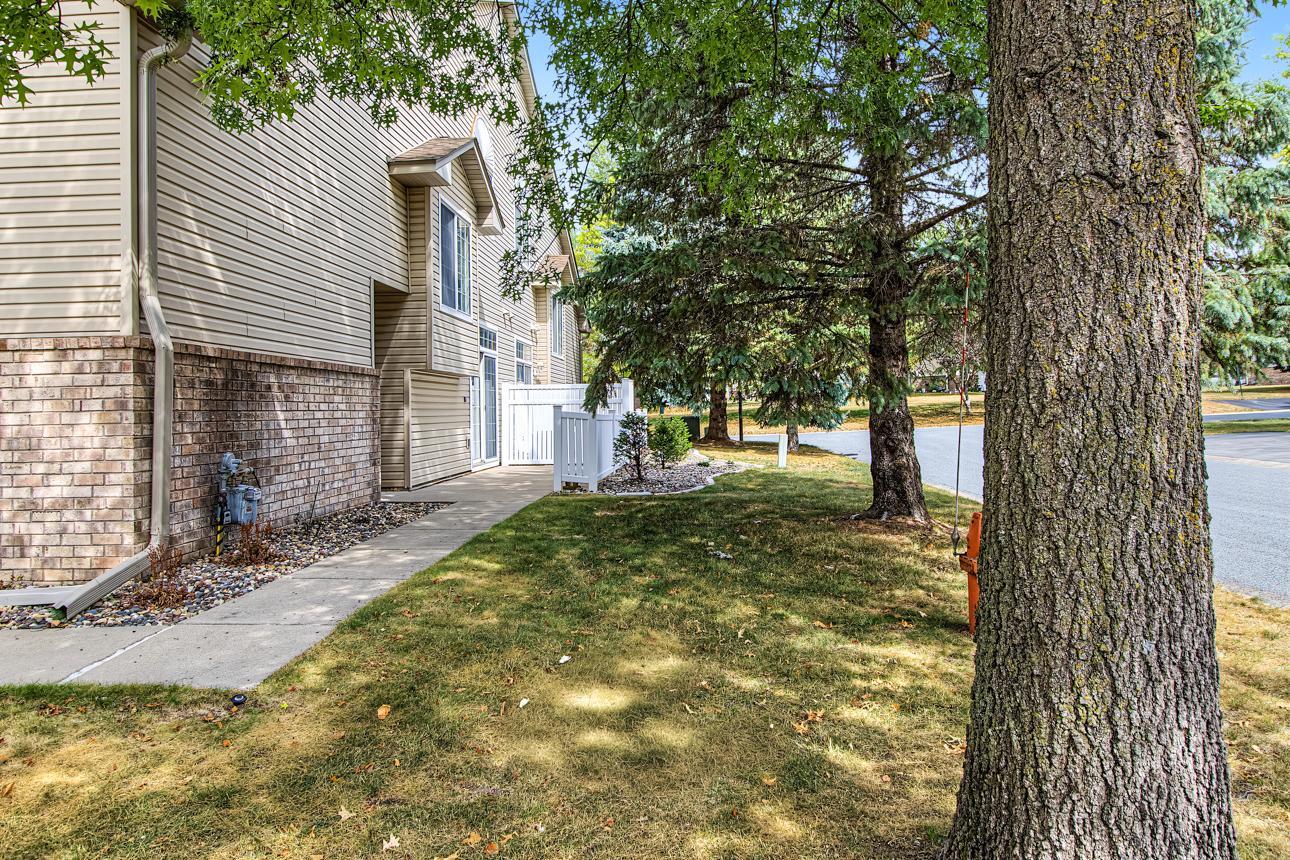 View of Residential at 2802 Mallard Drive, Woodbury MN 55125, Woodbury (4 of 34) - Mike Wilen | Minnesota Team Real Estate