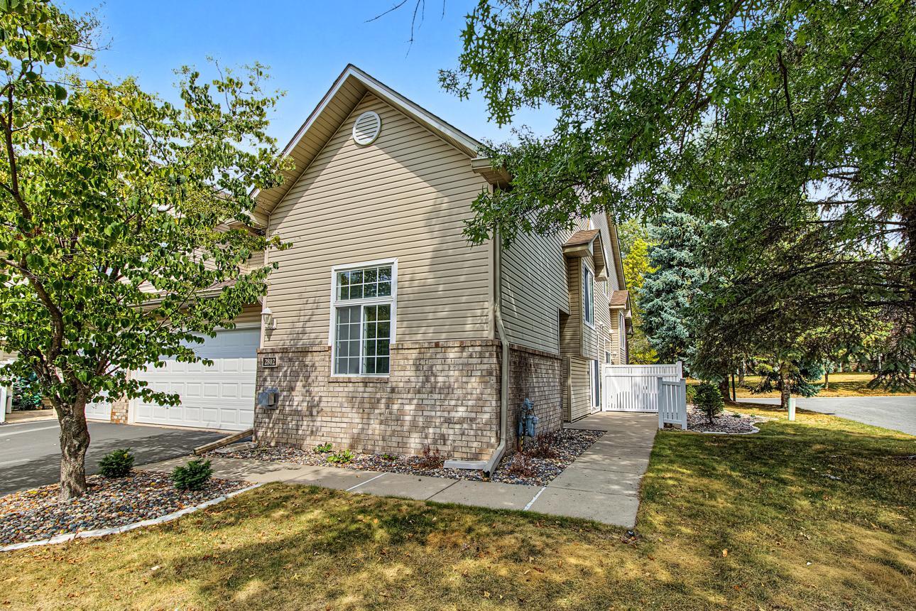 View of Residential at 2802 Mallard Drive, Woodbury MN 55125, Woodbury (2 of 34) - Mike Wilen | Minnesota Team Real Estate