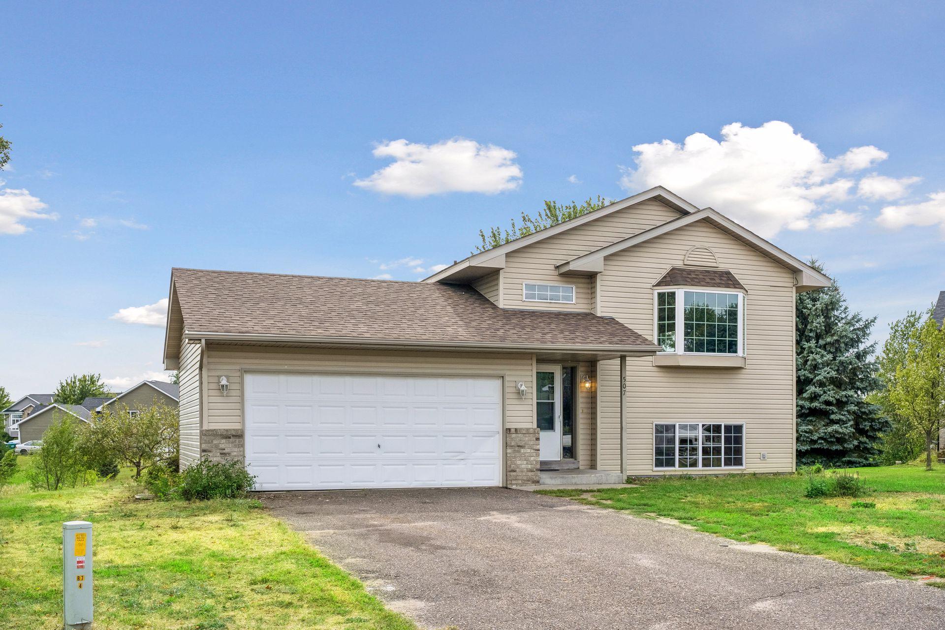 View of Single Family at 507 Glen Oaks Circle, Big Lake - Mike Wilen | Minnesota Team Real Estate