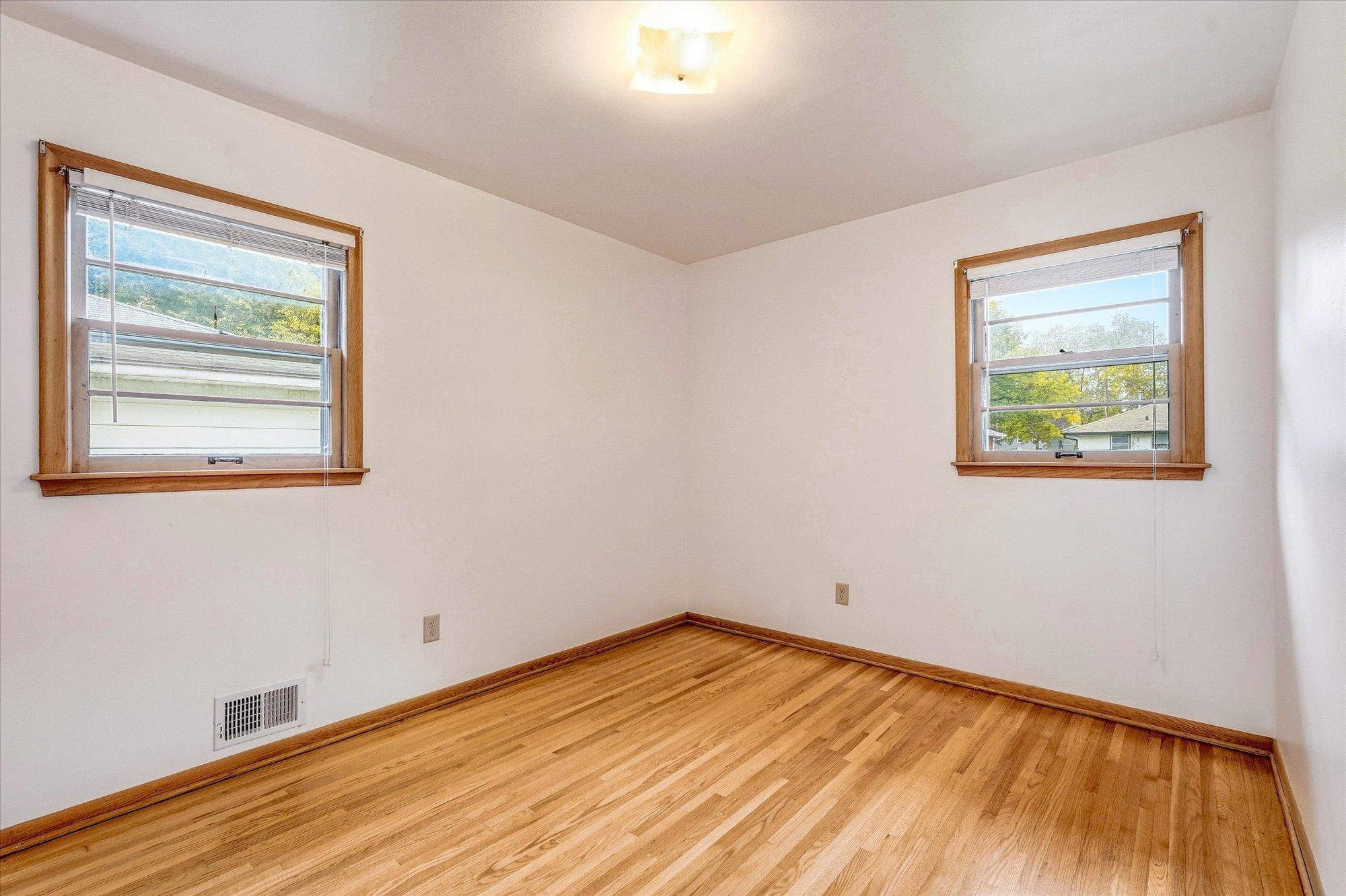 View of Residential at 430 11th Avenue, New Brighton MN 55112, New Brighton (52 of 77) - Mike Wilen | Minnesota Team Real Estate