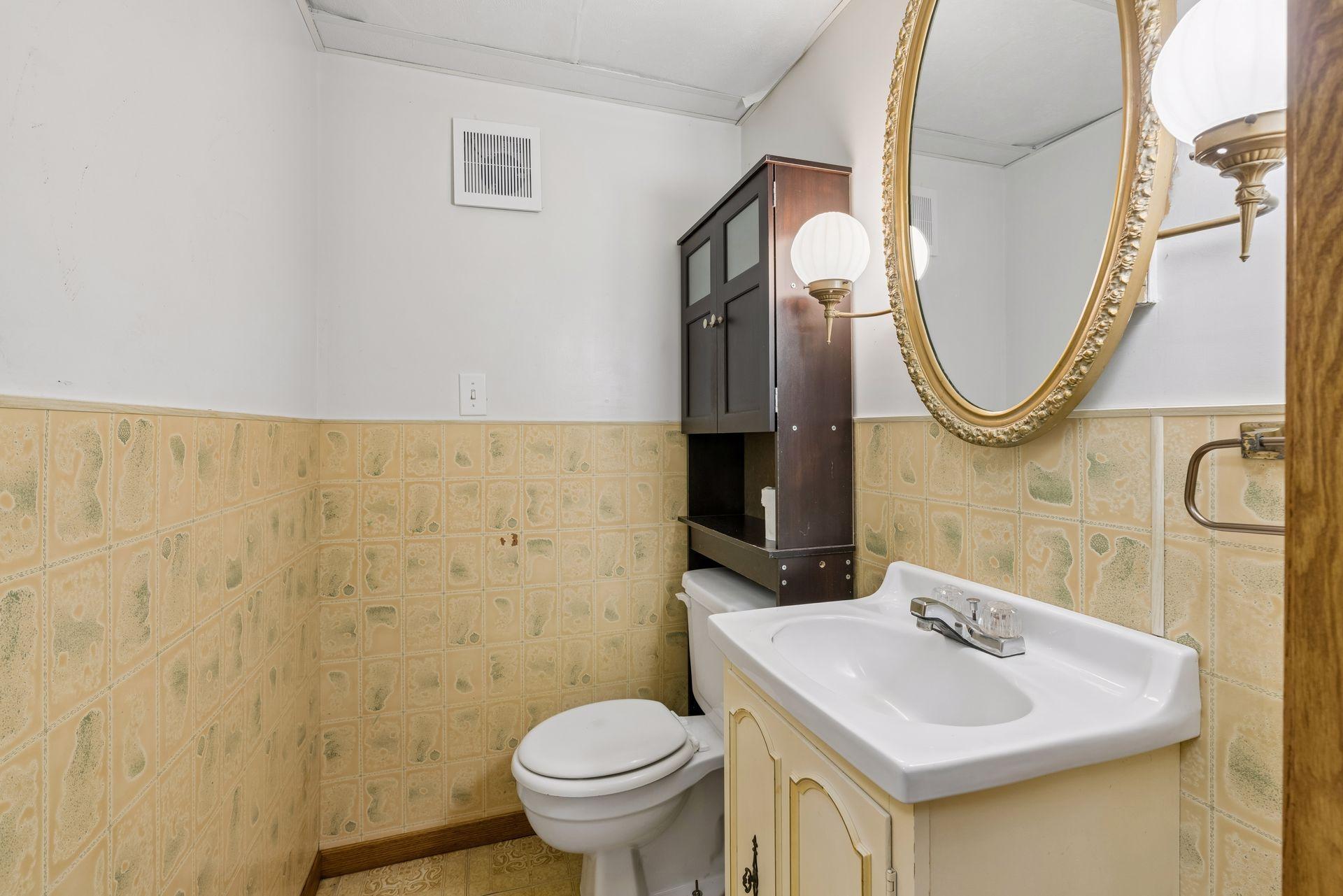 View of Residential at 3049 Edgewood Avenue, Saint Louis Park MN 55426, Saint Louis Park (33 of 40) - Mike Wilen | Minnesota Team Real Estate