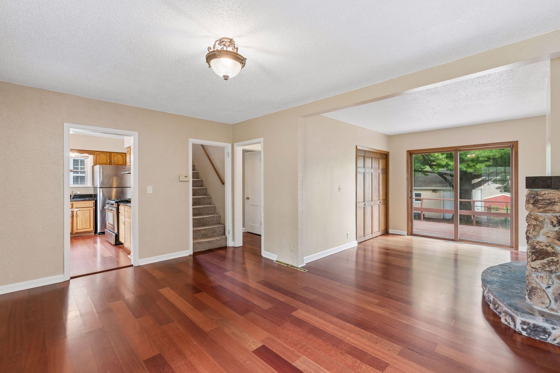 View of Residential at 3049 Edgewood Avenue, Saint Louis Park MN 55426, Saint Louis Park (18 of 40) - Mike Wilen | Minnesota Team Real Estate