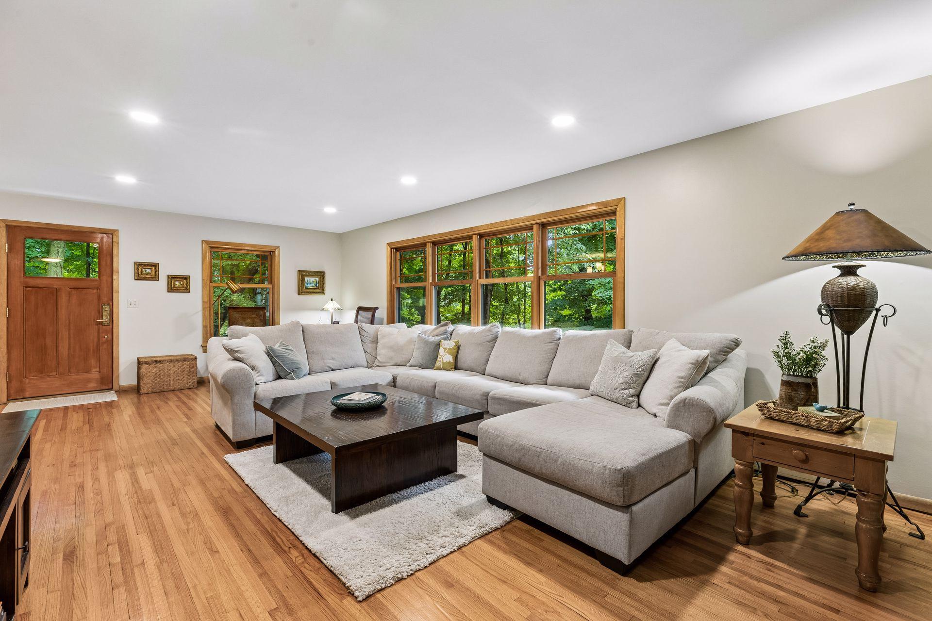 View of Residential at 16609 Hidden Valley Road, Minnetonka MN 55345, Minnetonka (4 of 34) - Mike Wilen | Minnesota Team Real Estate