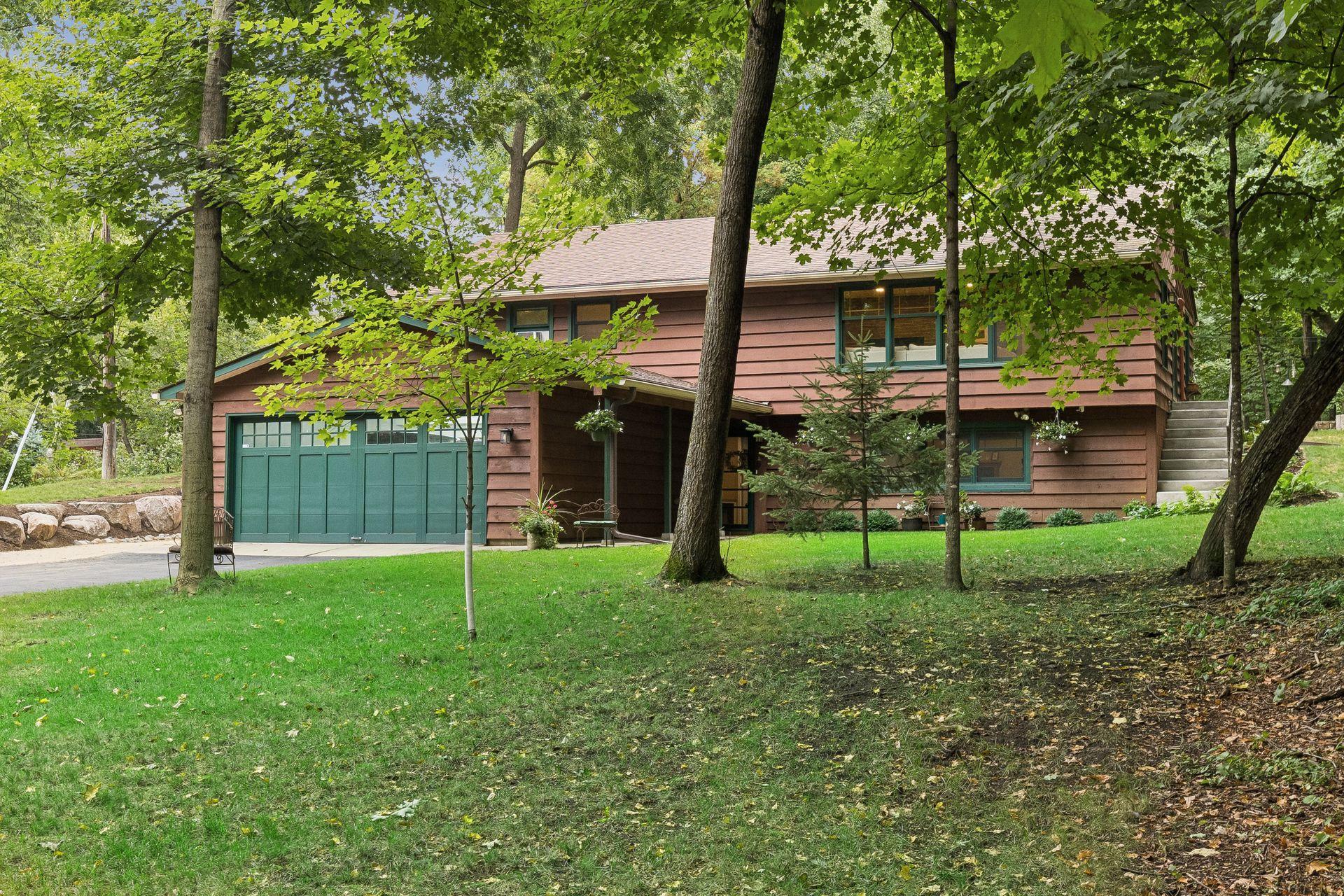 View of Residential at 16609 Hidden Valley Road, Minnetonka MN 55345, Minnetonka (3 of 34) - Mike Wilen | Minnesota Team Real Estate