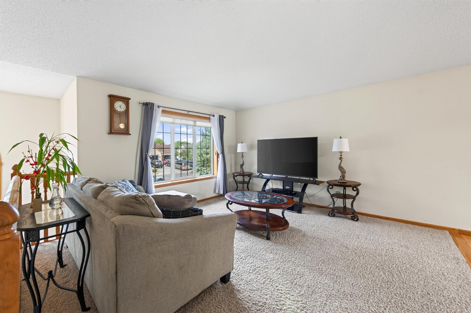 View of Residential at 9509 Dogwood Avenue, Brooklyn Park MN 55443, Brooklyn Park (5 of 30) - Mike Wilen | Minnesota Team Real Estate