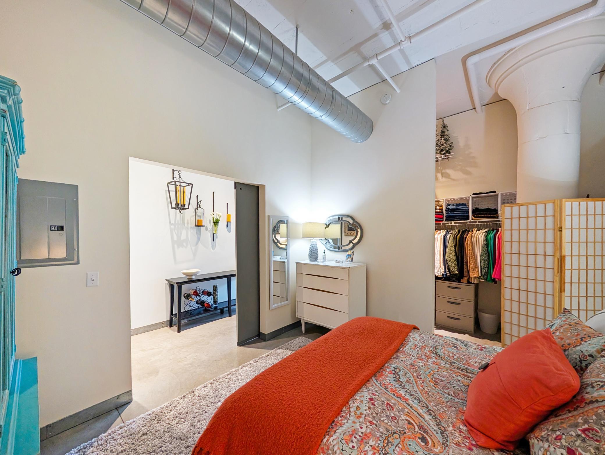 View of Residential at 250 Park Avenue #614, Minneapolis MN 55415, Minneapolis (17 of 40) - Mike Wilen | Minnesota Team Real Estate