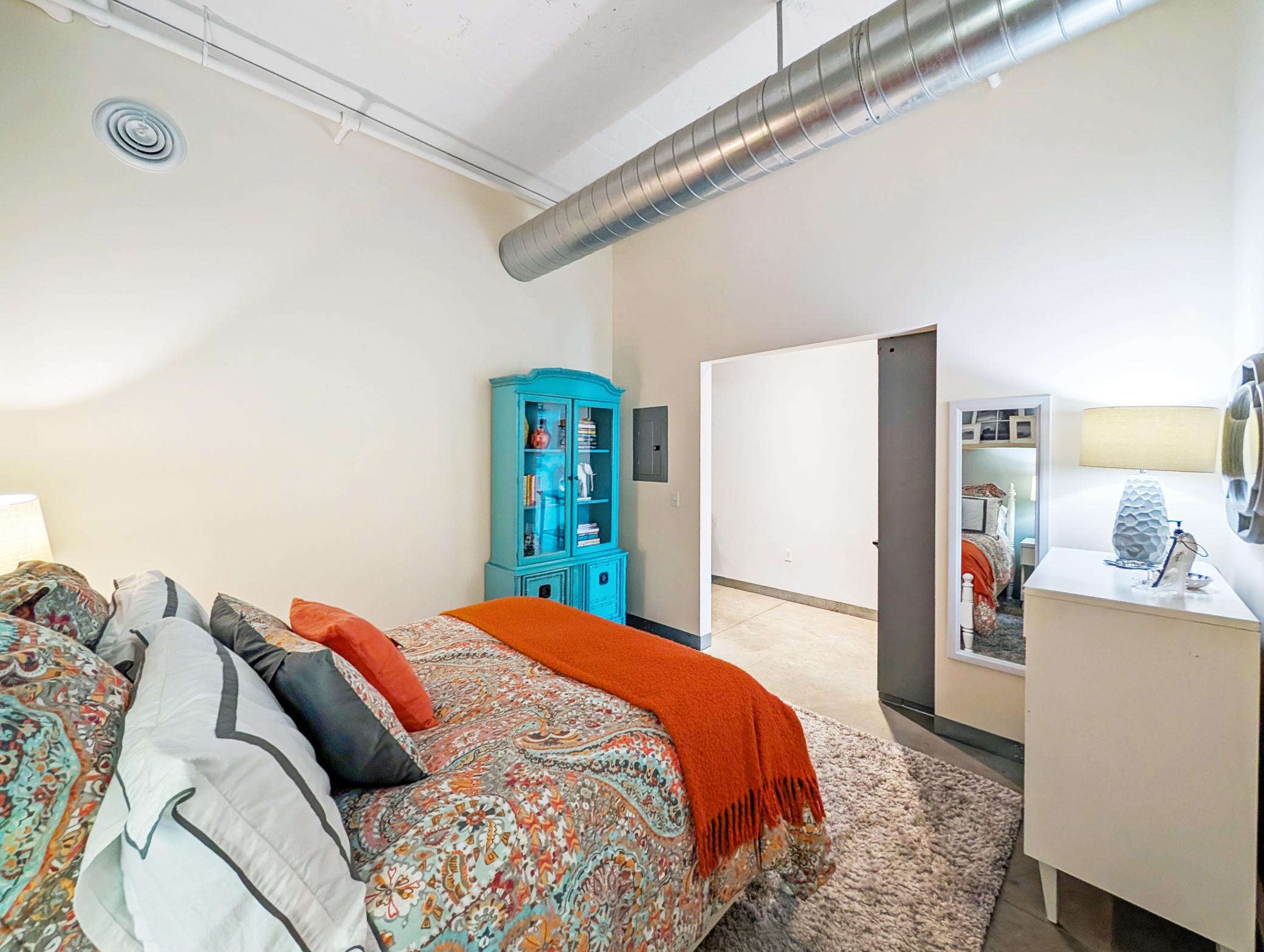 View of Residential at 250 Park Avenue #614, Minneapolis MN 55415, Minneapolis (16 of 40) - Mike Wilen | Minnesota Team Real Estate