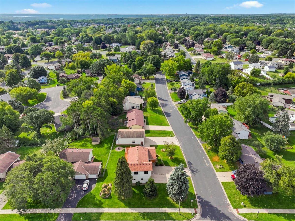 View of Residential at 8006 Cooper Avenue, Inver Grove Heights MN 55076, Inver Grove Heights (46 of 50) - Mike Wilen | Minnesota Team Real Estate