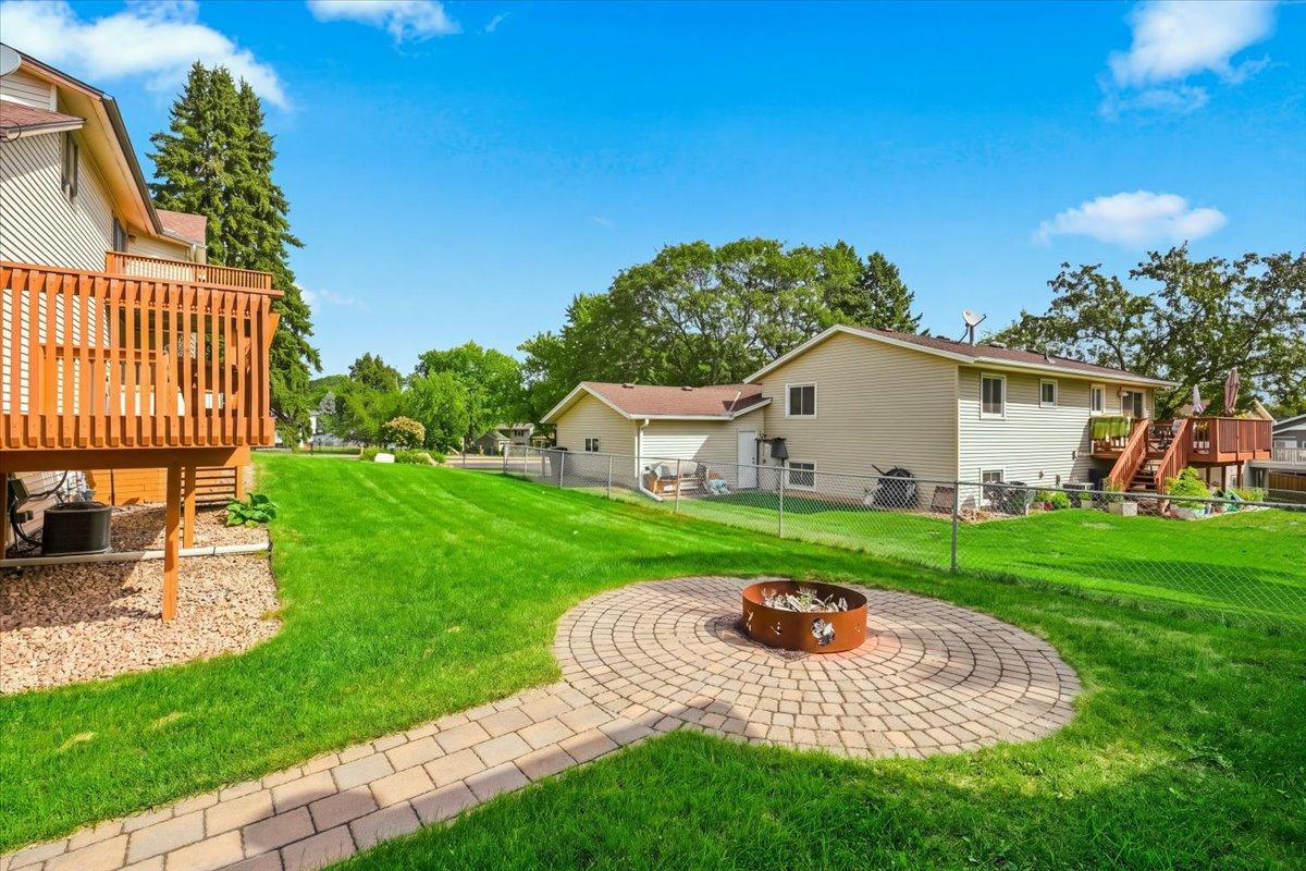 View of Residential at 8006 Cooper Avenue, Inver Grove Heights MN 55076, Inver Grove Heights (42 of 50) - Mike Wilen | Minnesota Team Real Estate