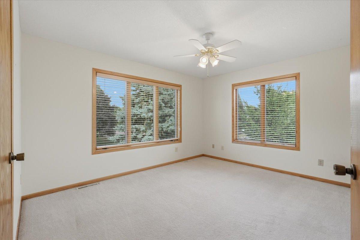 View of Residential at 8006 Cooper Avenue, Inver Grove Heights MN 55076, Inver Grove Heights (28 of 50) - Mike Wilen | Minnesota Team Real Estate