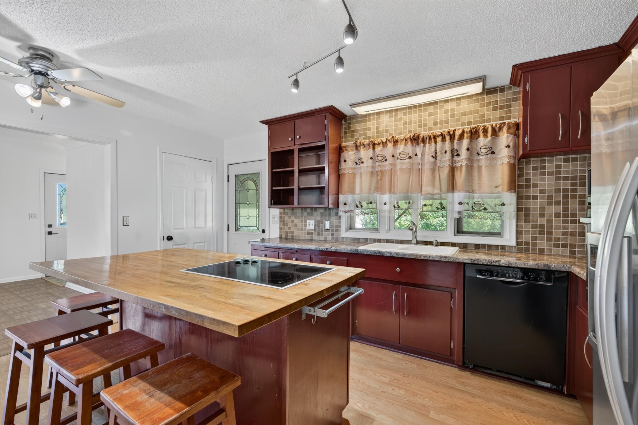 View of Residential at 766 Idaho Avenue, Saint Paul MN 55106, Saint Paul (8 of 48) - Mike Wilen | Minnesota Team Real Estate