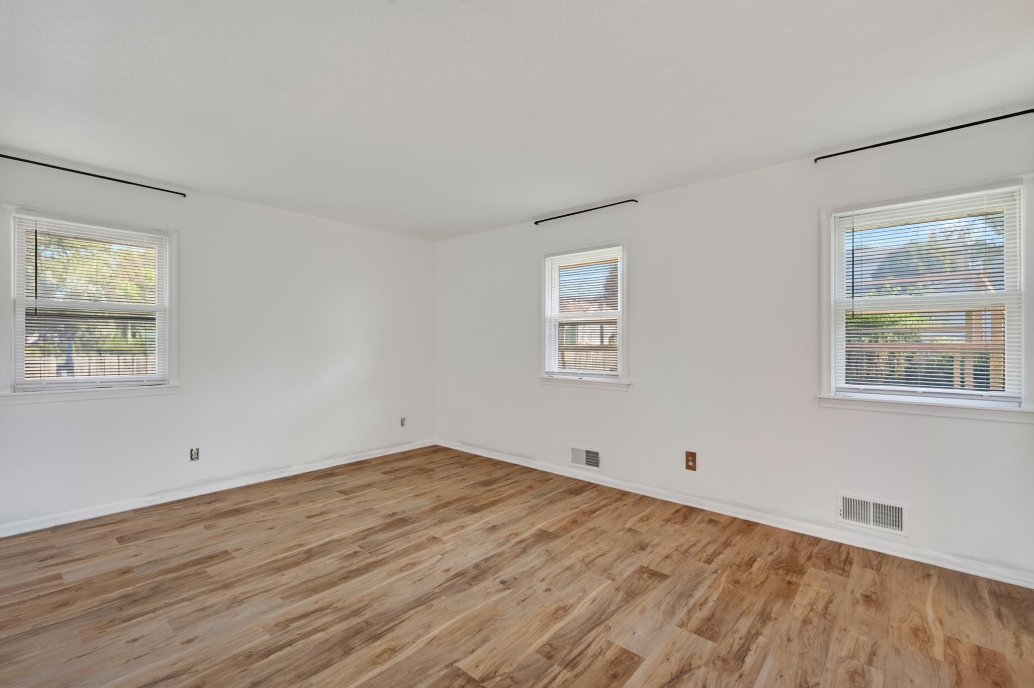 View of Residential at 766 Idaho Avenue, Saint Paul MN 55106, Saint Paul (18 of 48) - Mike Wilen | Minnesota Team Real Estate