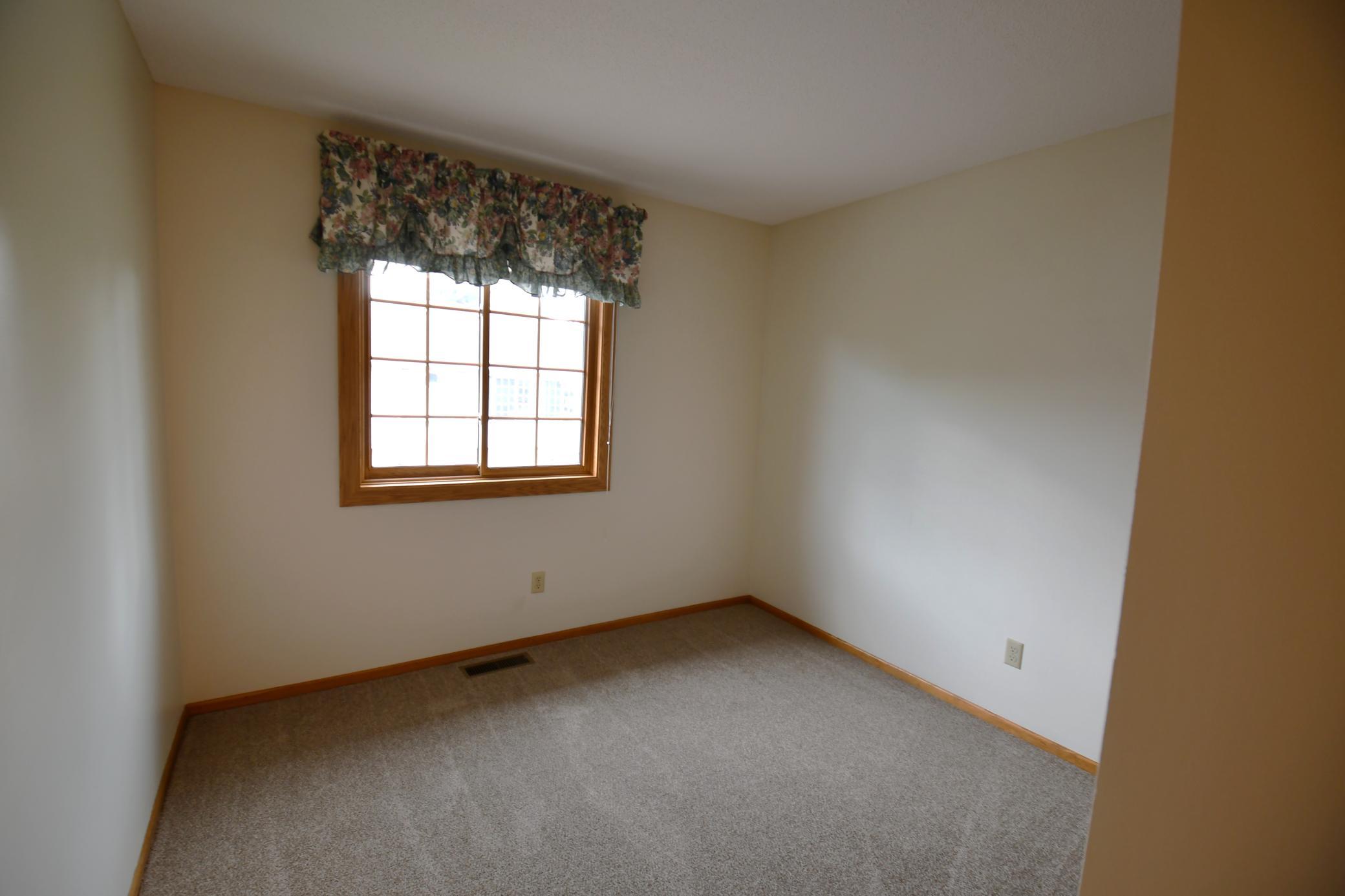 View of Residential at 1929 Bielenberg Drive, Woodbury MN 55125, Woodbury (12 of 17) - Mike Wilen | Minnesota Team Real Estate